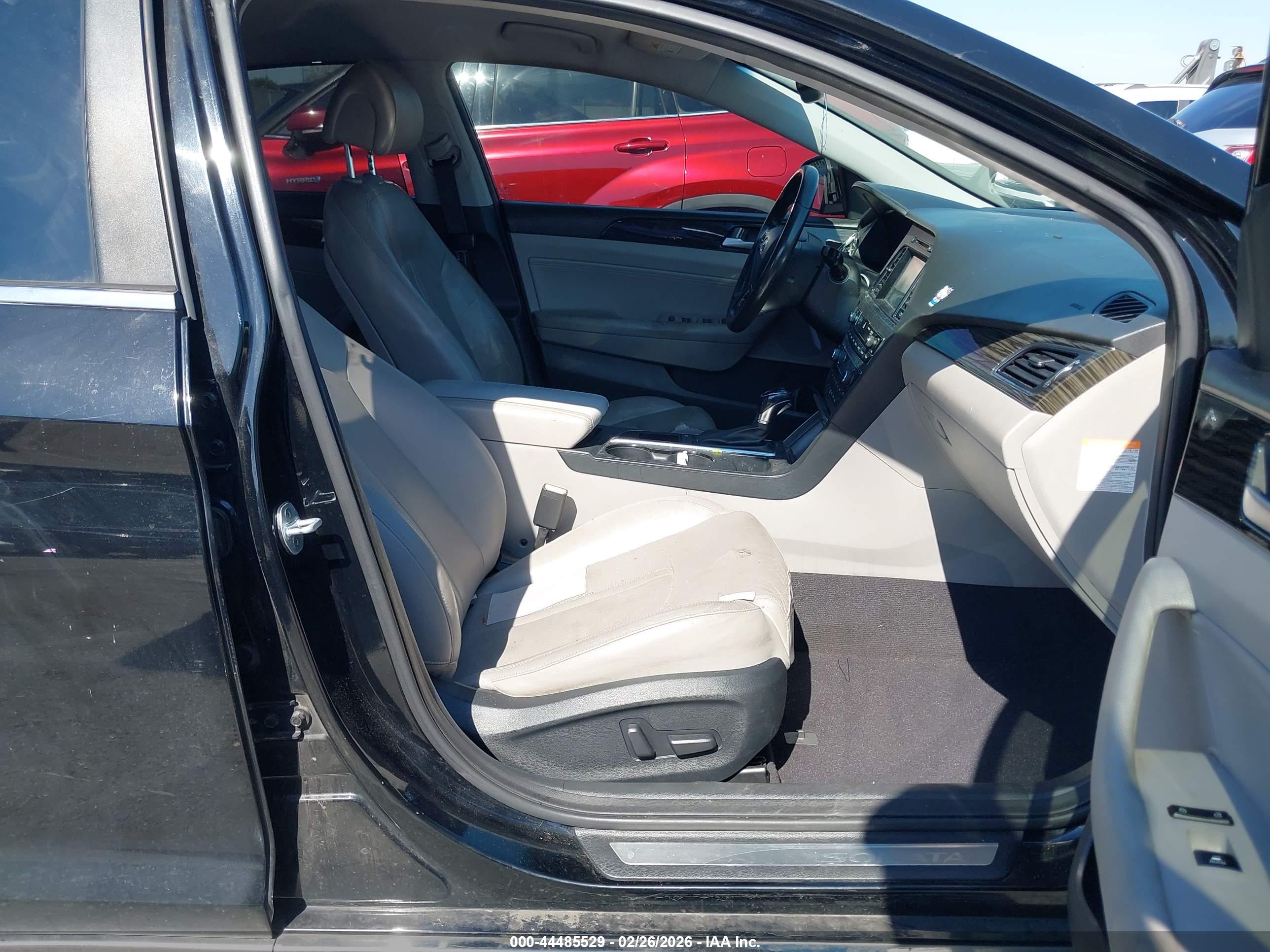 HYUNDAI SONATA image 5