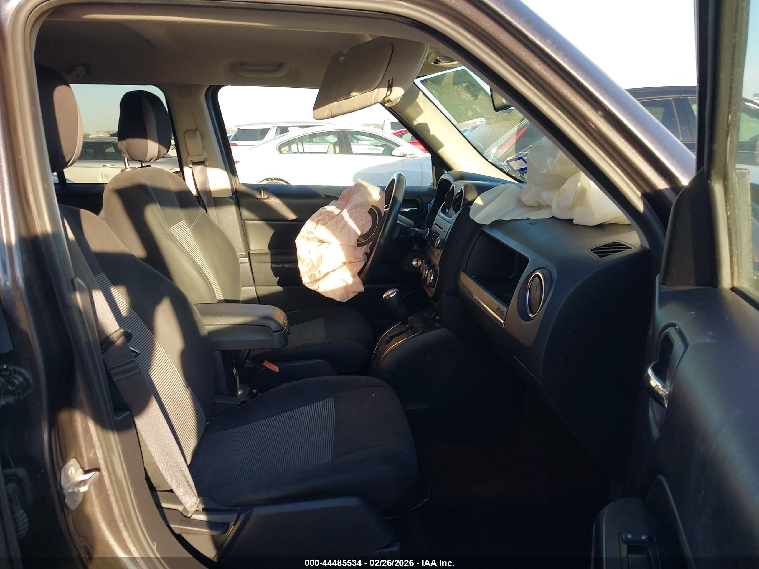 JEEP PATRIOT image 5
