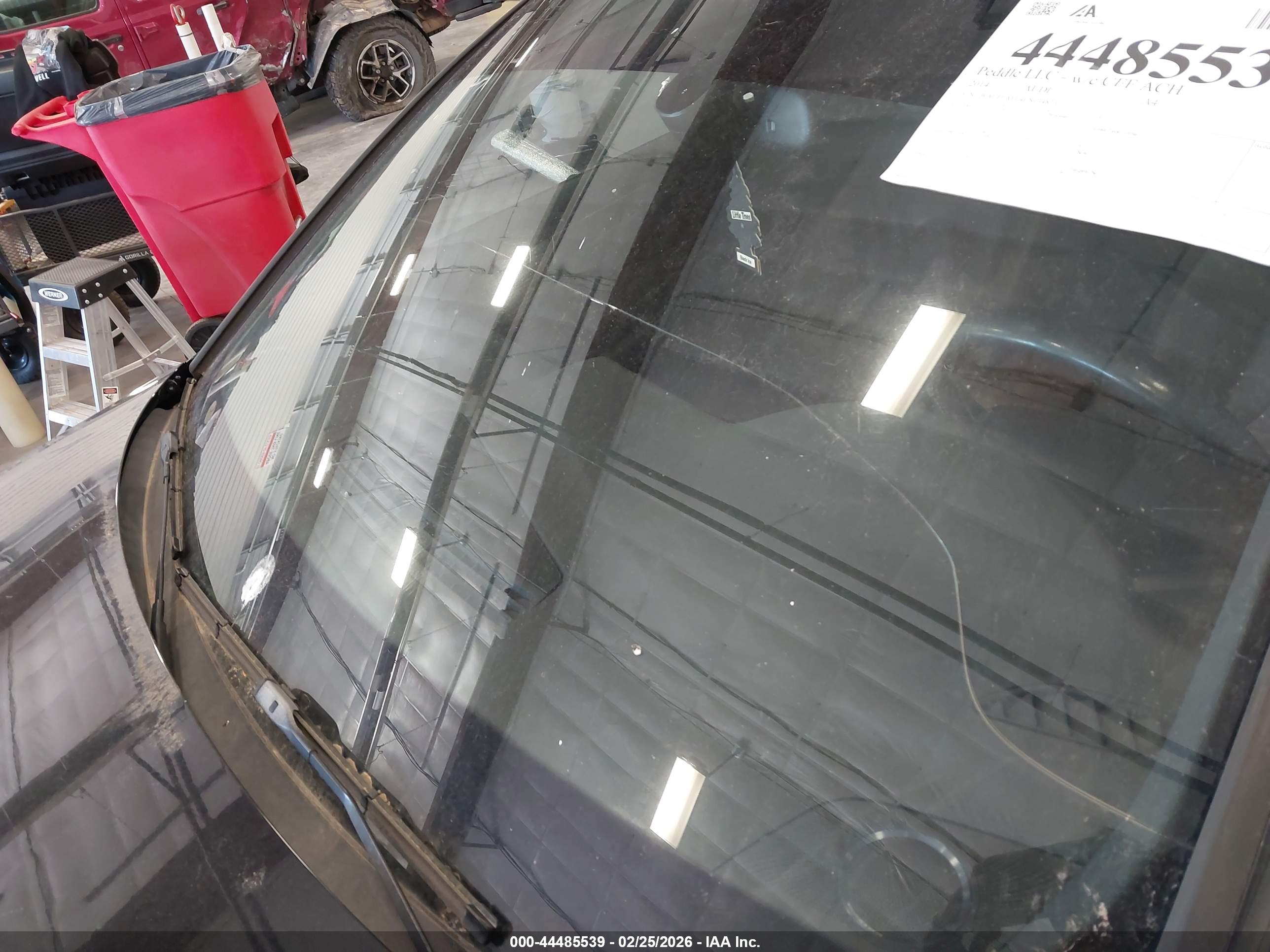 AUDI A4 image 6