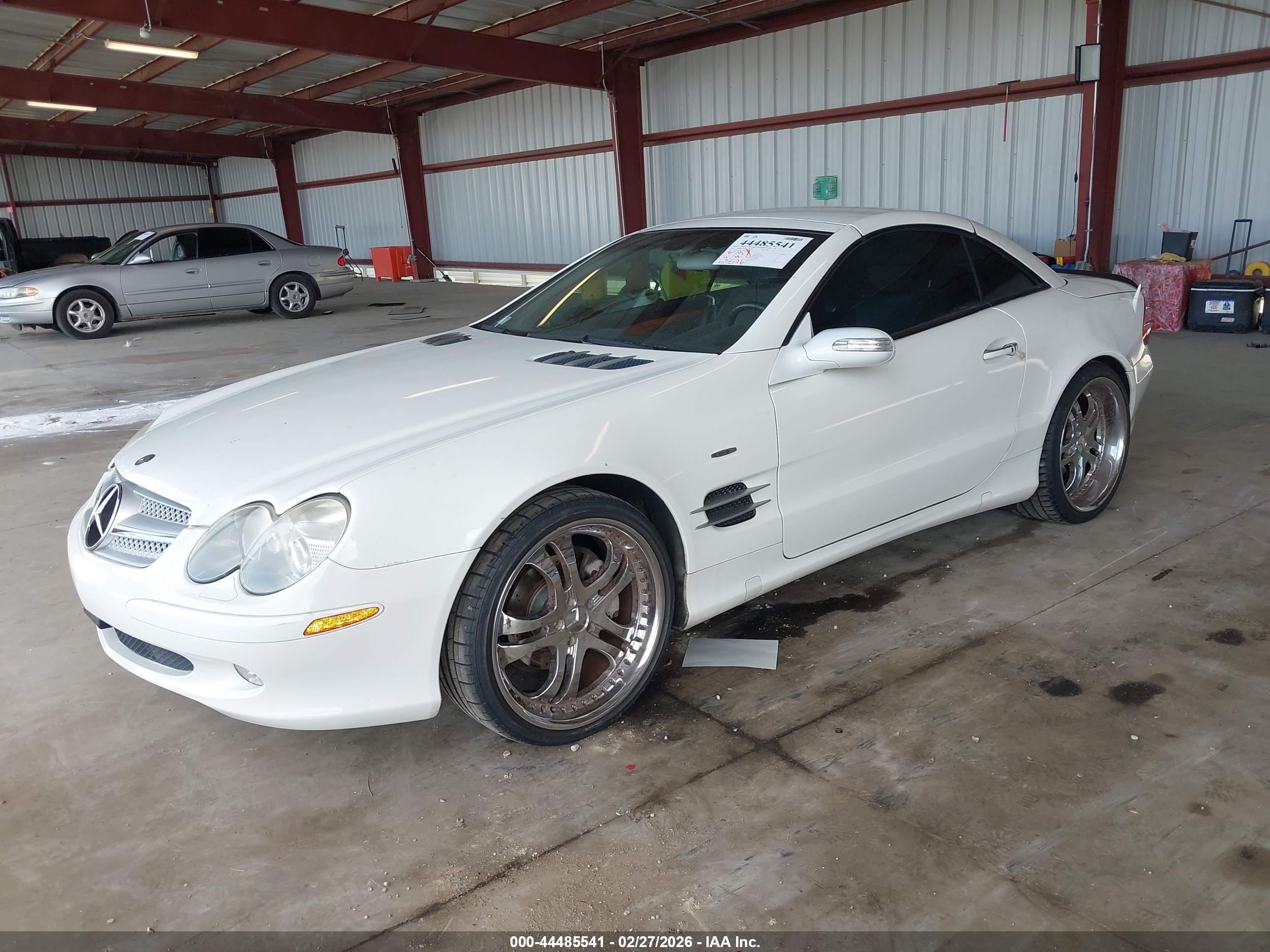 MERCEDES-BENZ SL image 2