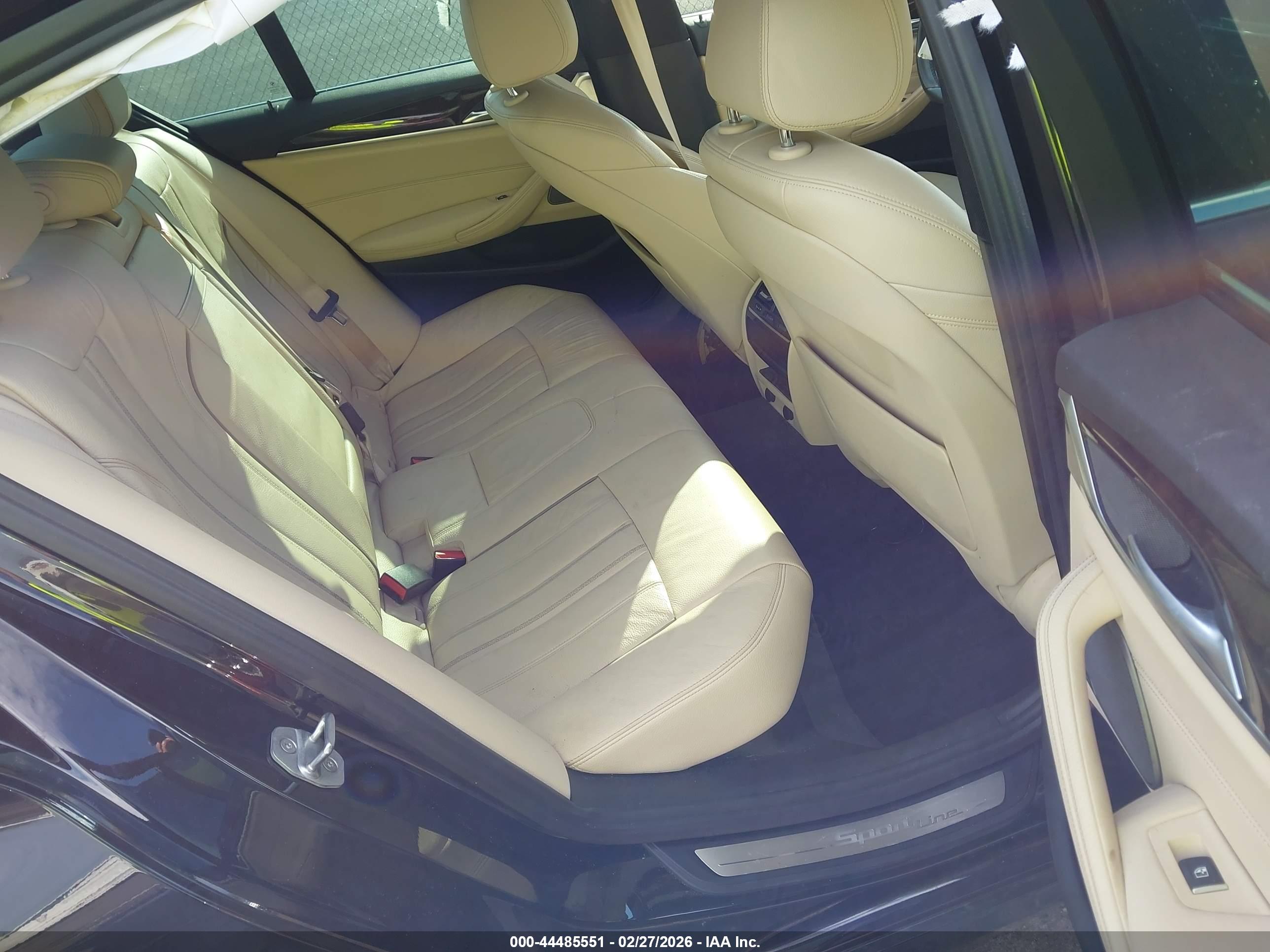 BMW 530I image 8