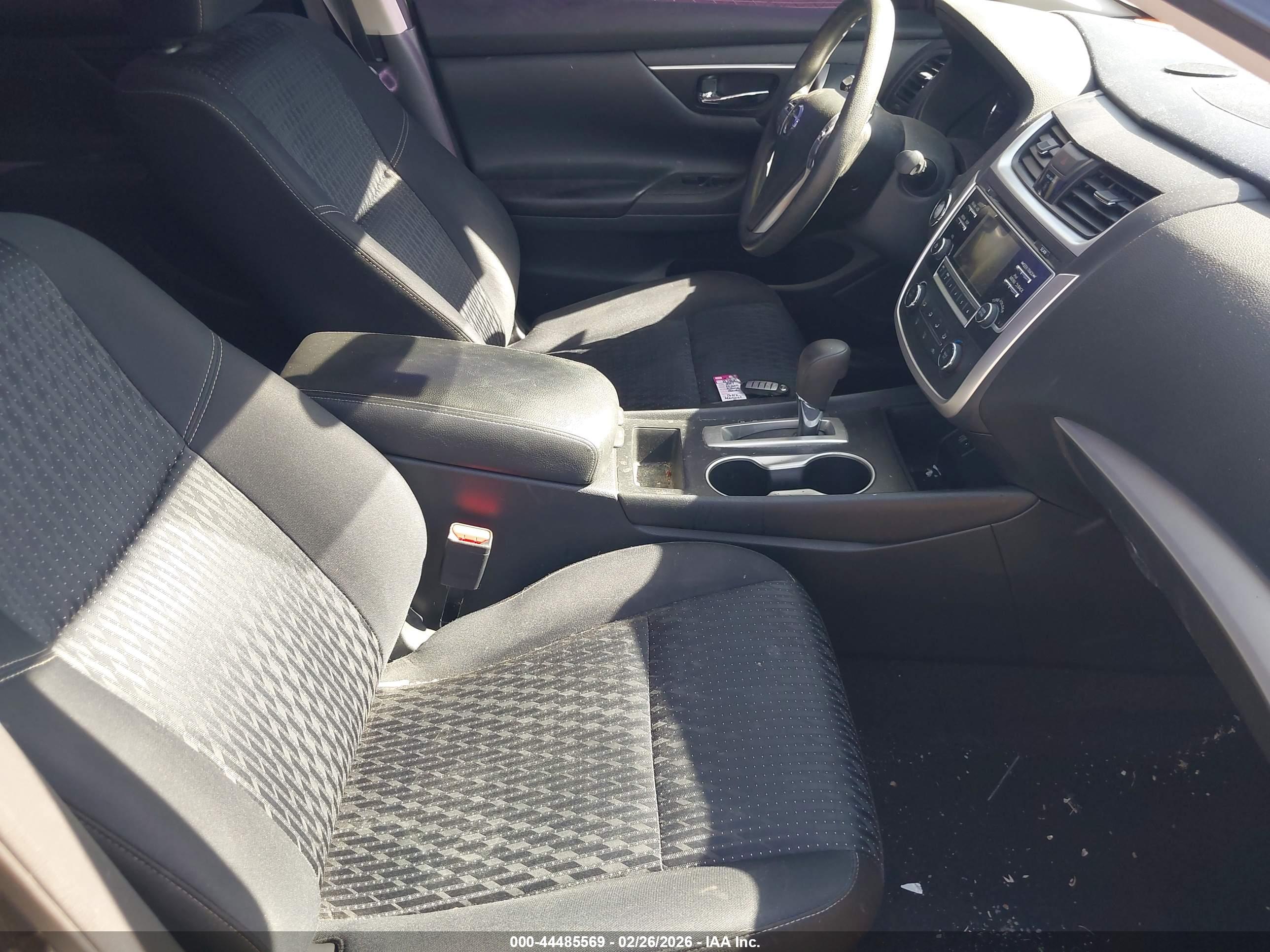NISSAN ALTIMA image 5