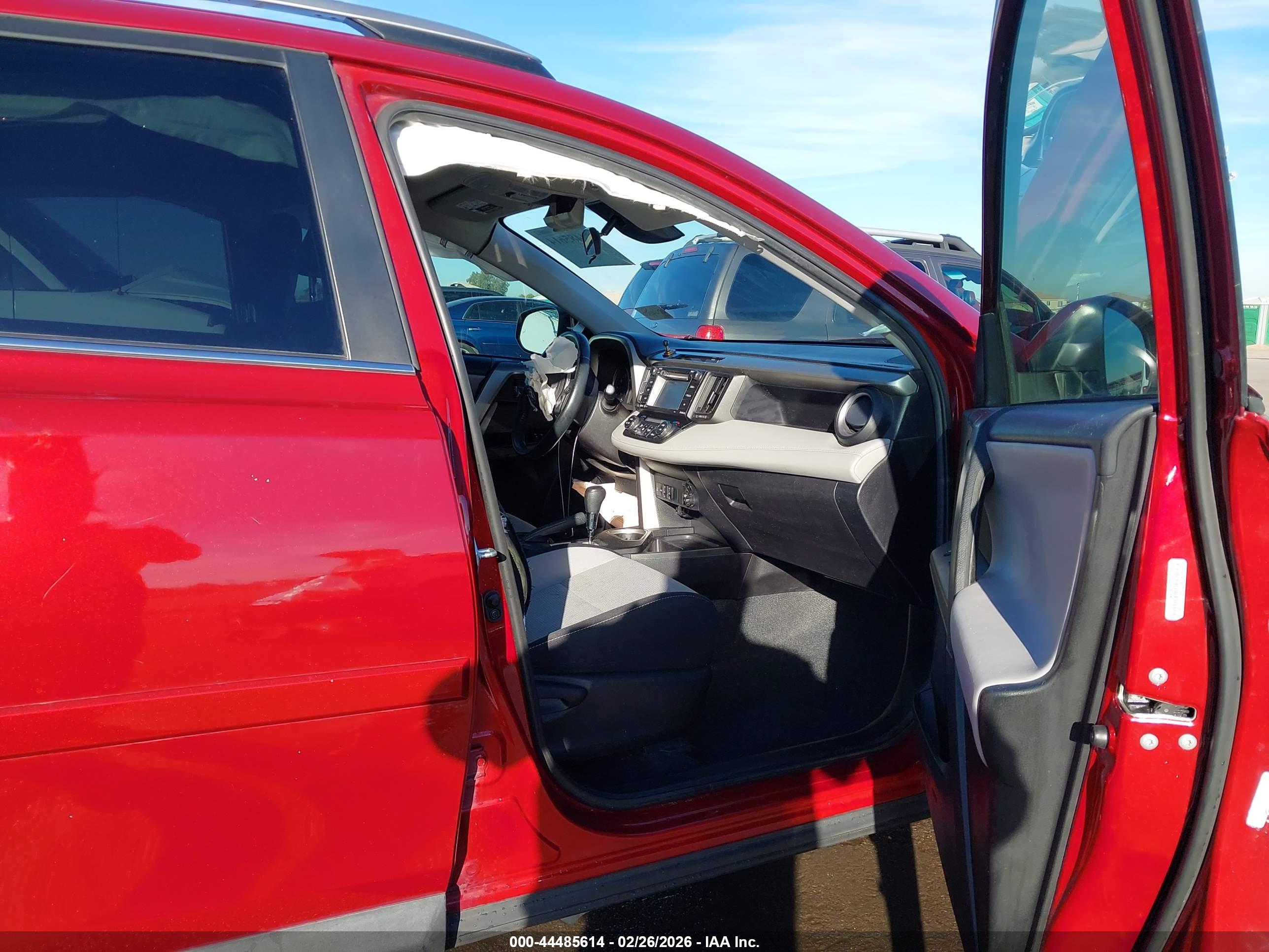 TOYOTA RAV4 image 5