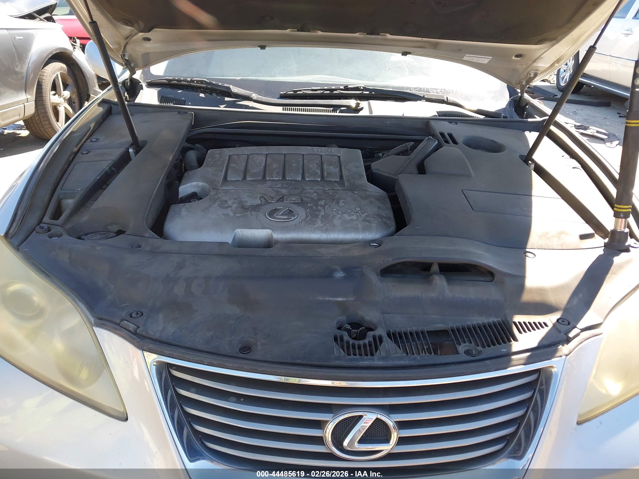 LEXUS ES image 10