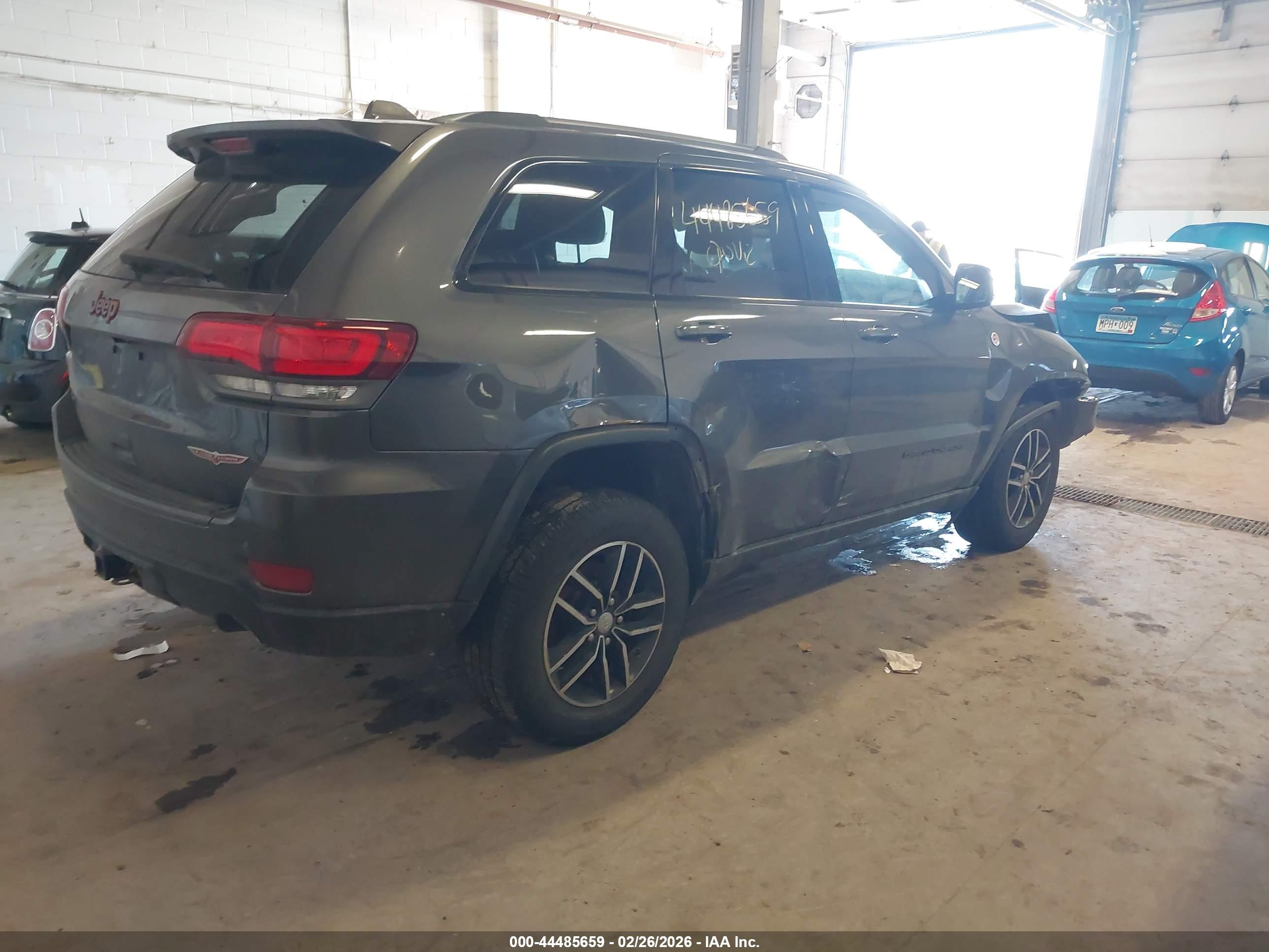 JEEP GRAND image 4