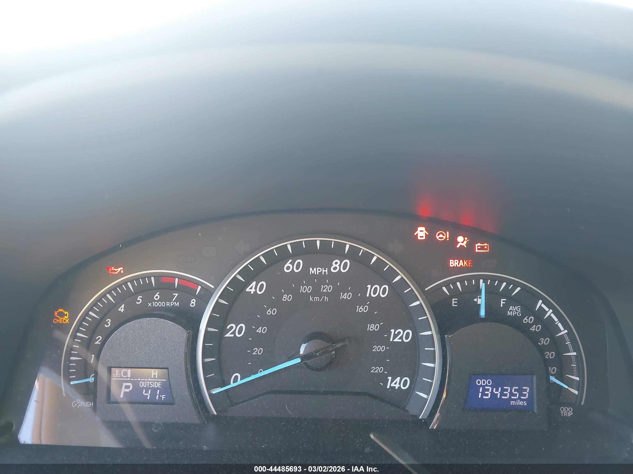 TOYOTA CAMRY image 7