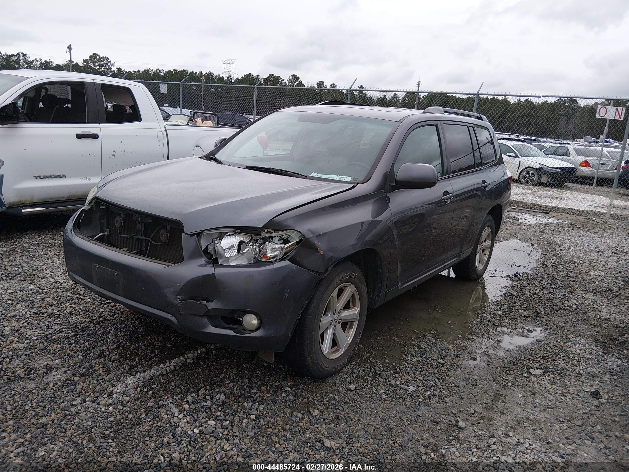 TOYOTA HIGHLANDER image 2