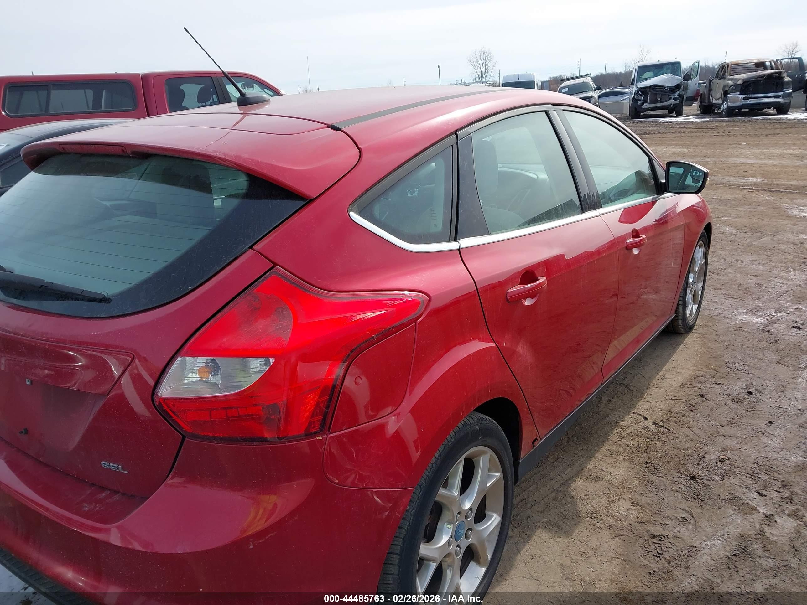FORD FOCUS image 4