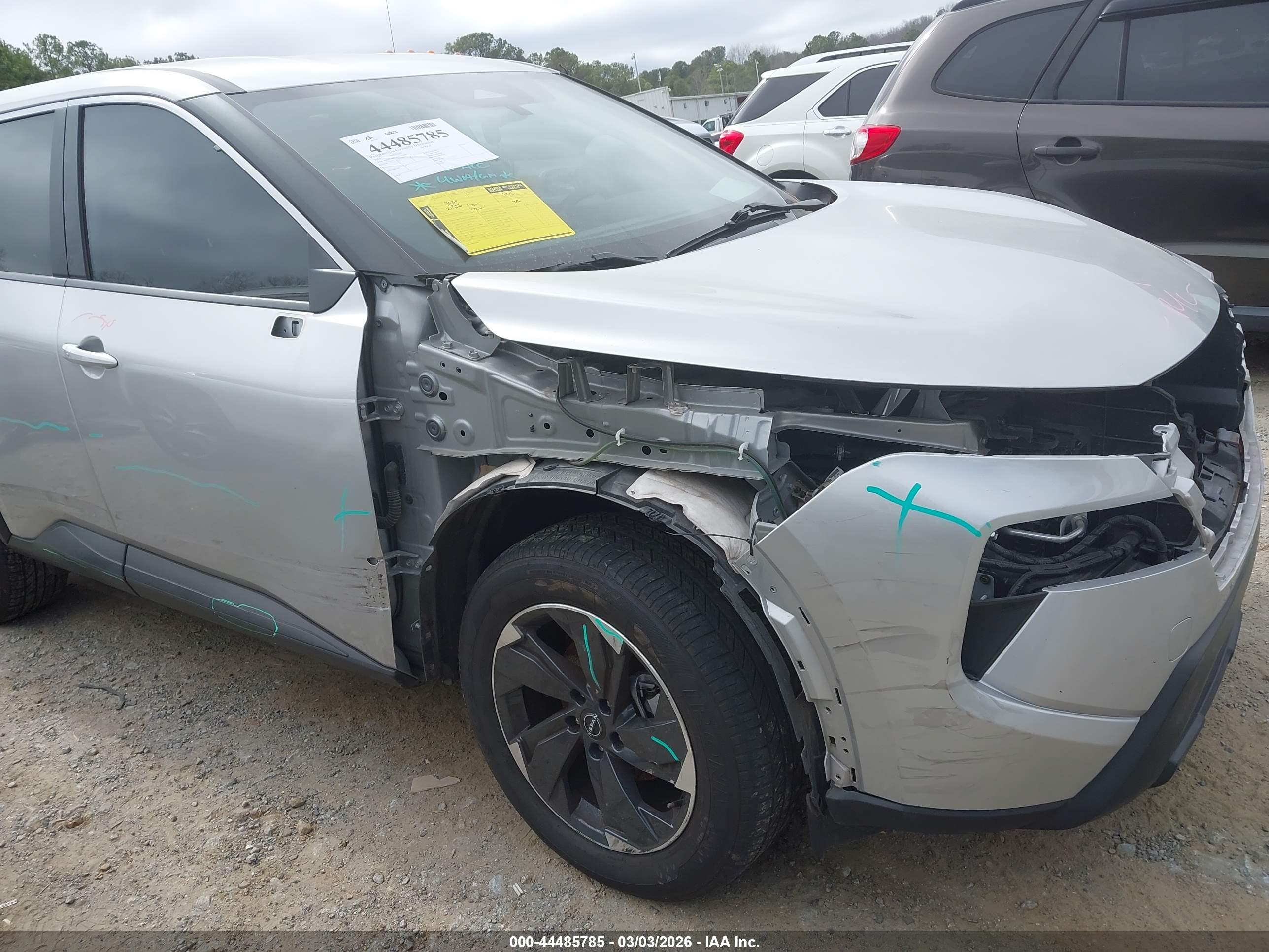 NISSAN ROGUE image 6