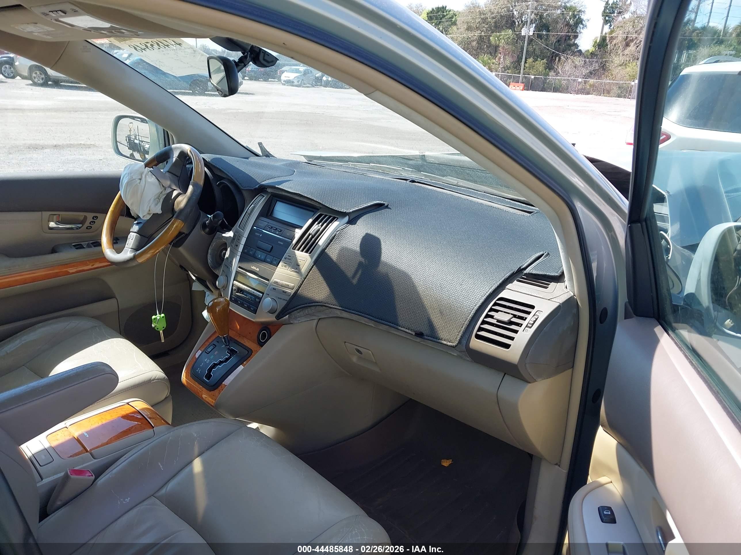 LEXUS RX image 5