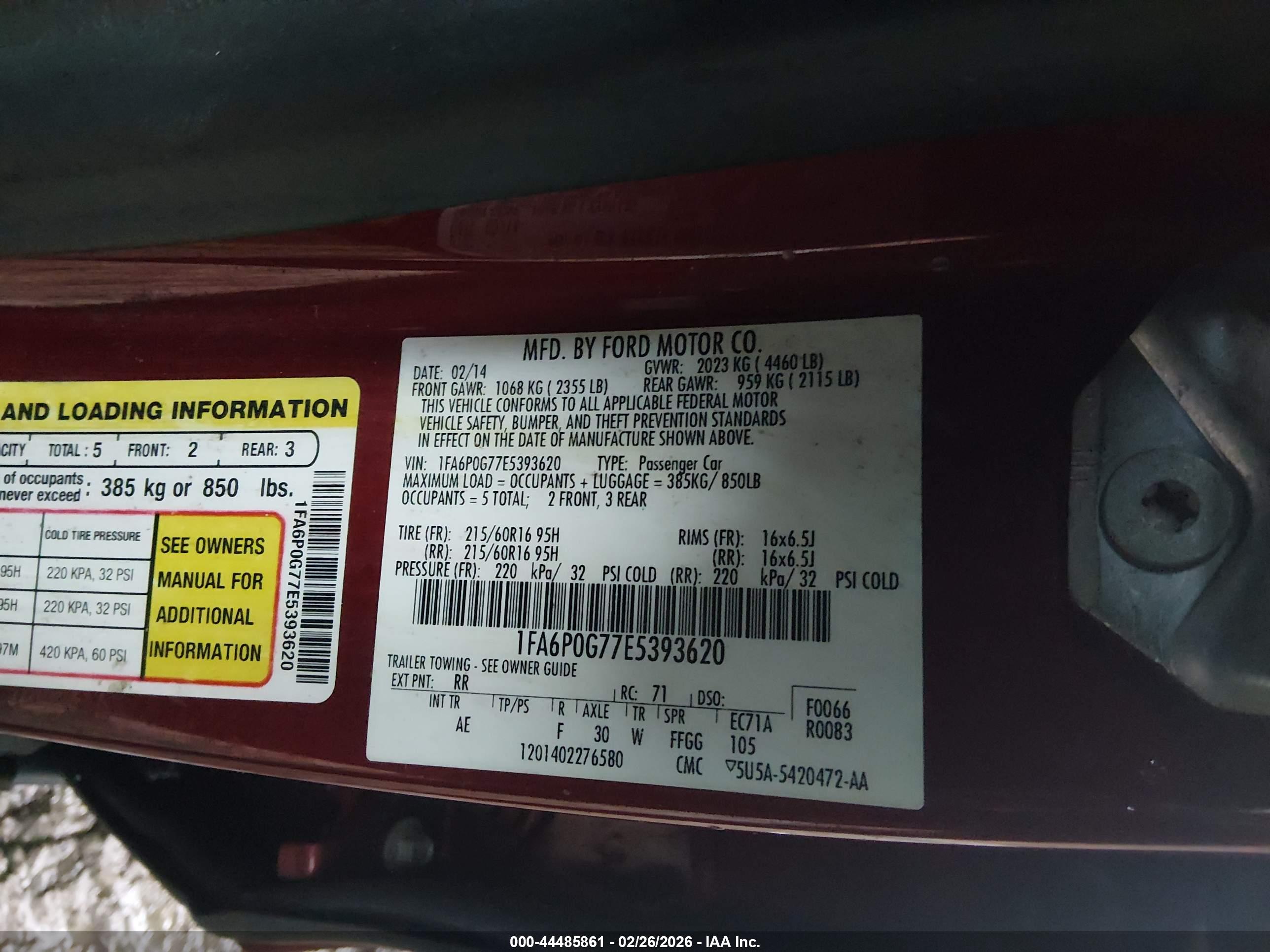 FORD FUSION image 9