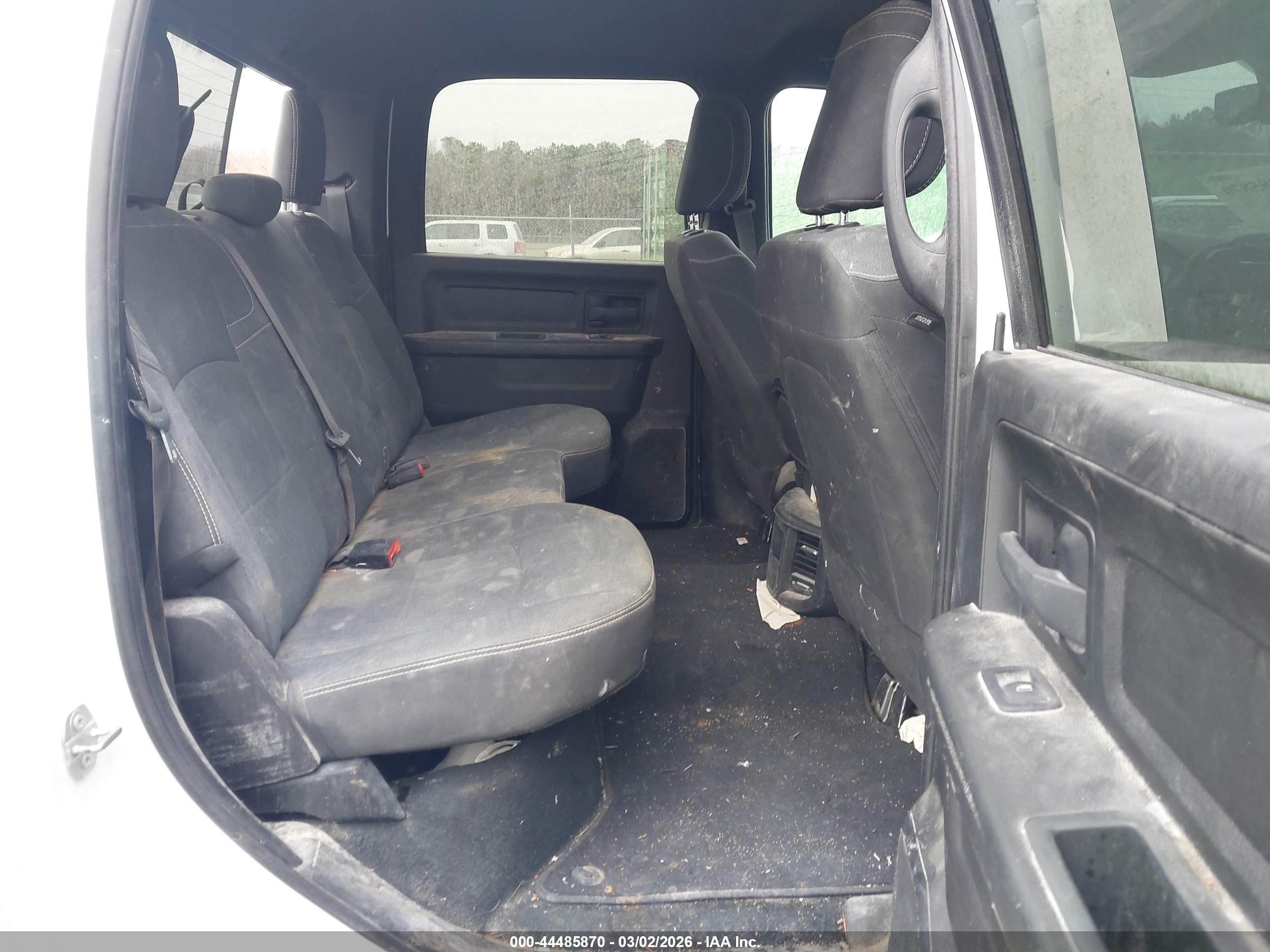 RAM 2500 image 8