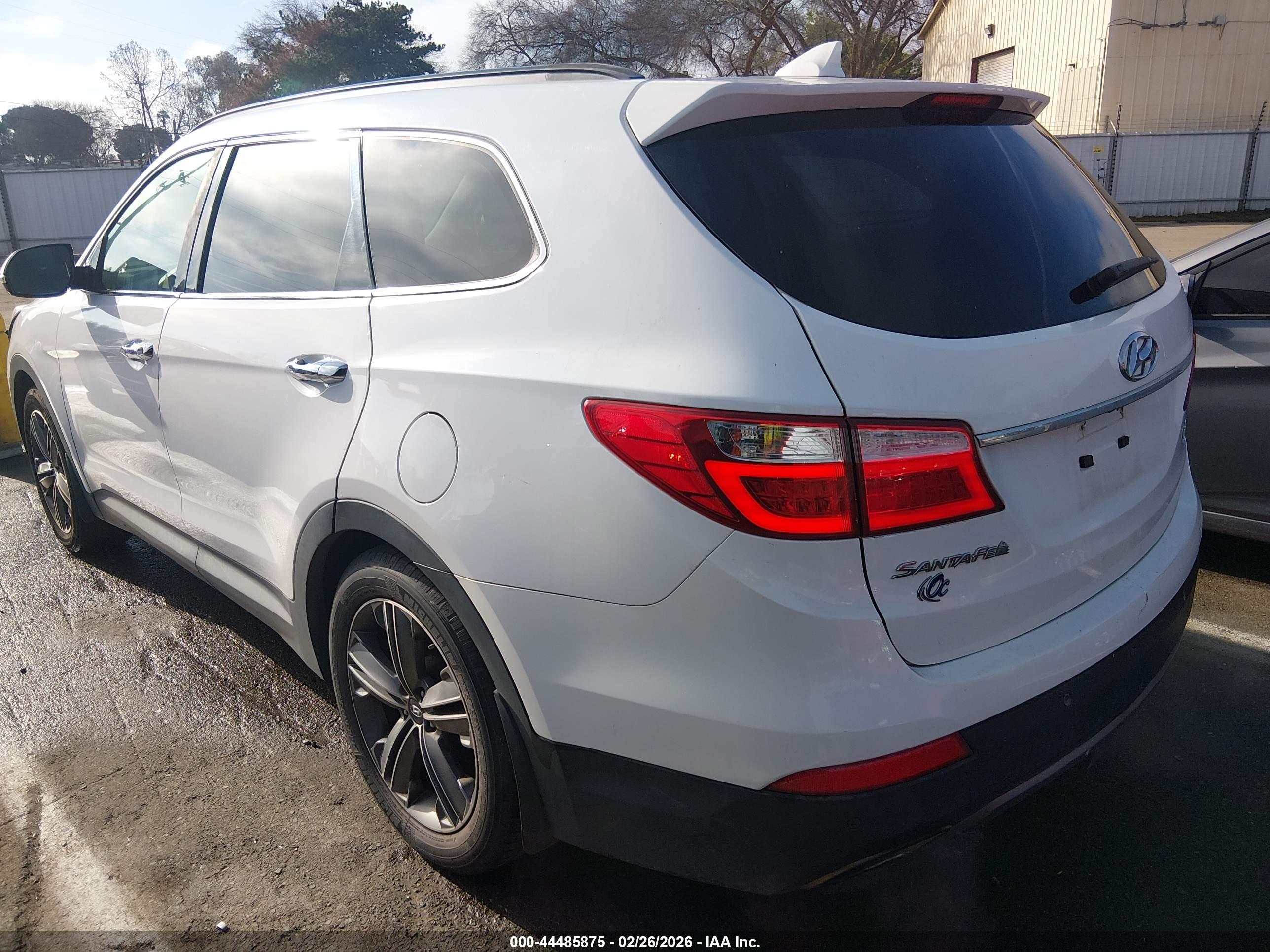 HYUNDAI SANTA image 3
