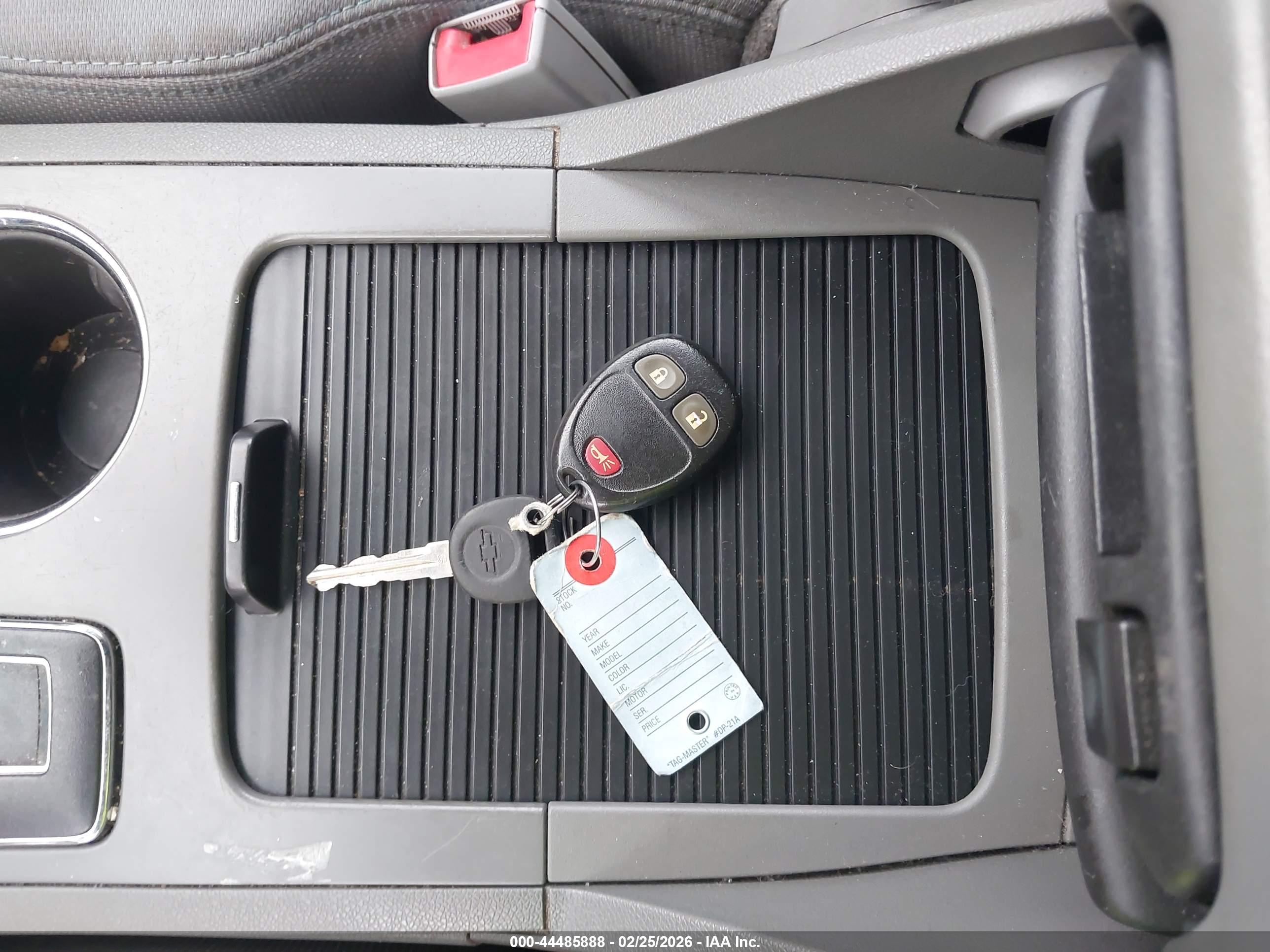 CHEVROLET TRAVERSE image 11