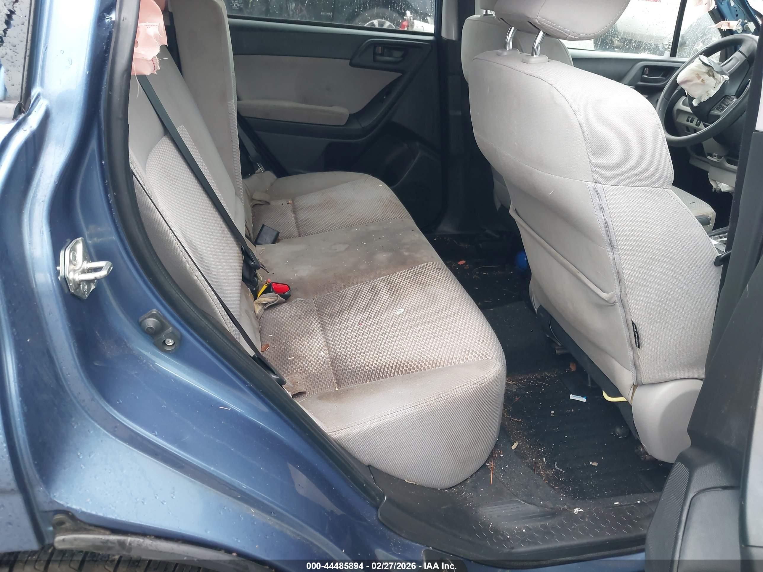 SUBARU FORESTER image 8