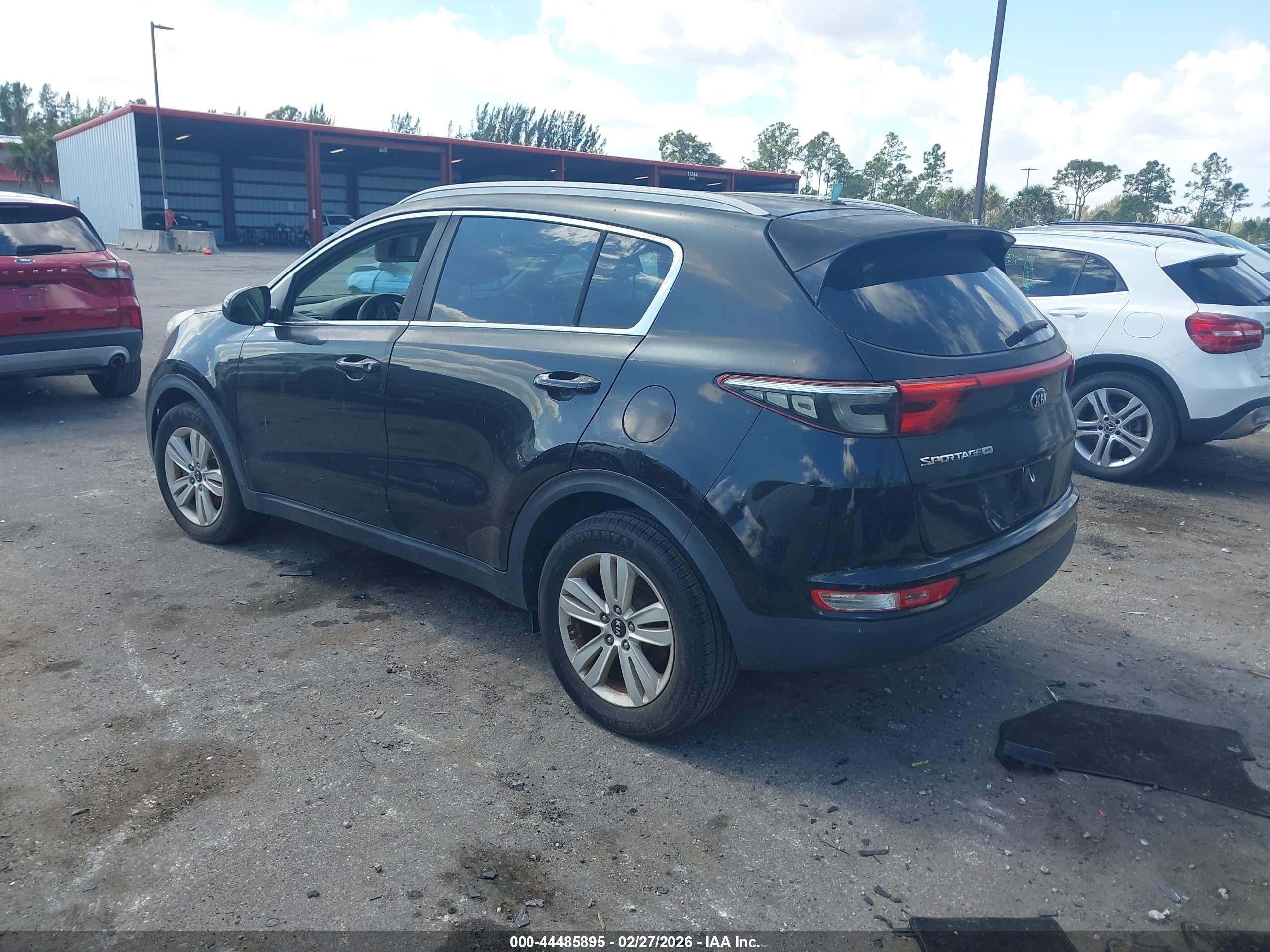 KIA SPORTAGE image 3