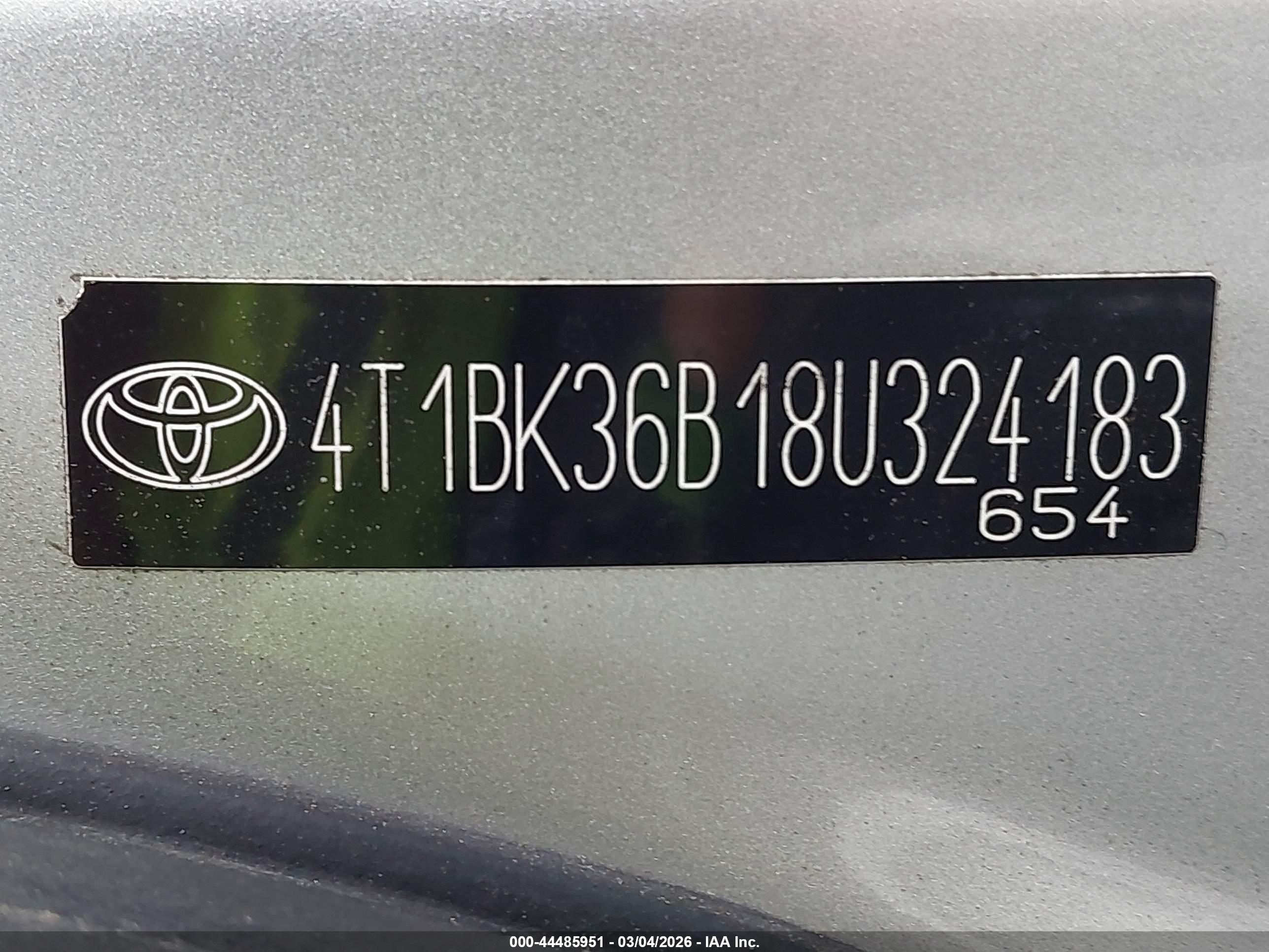 TOYOTA AVALON image 9