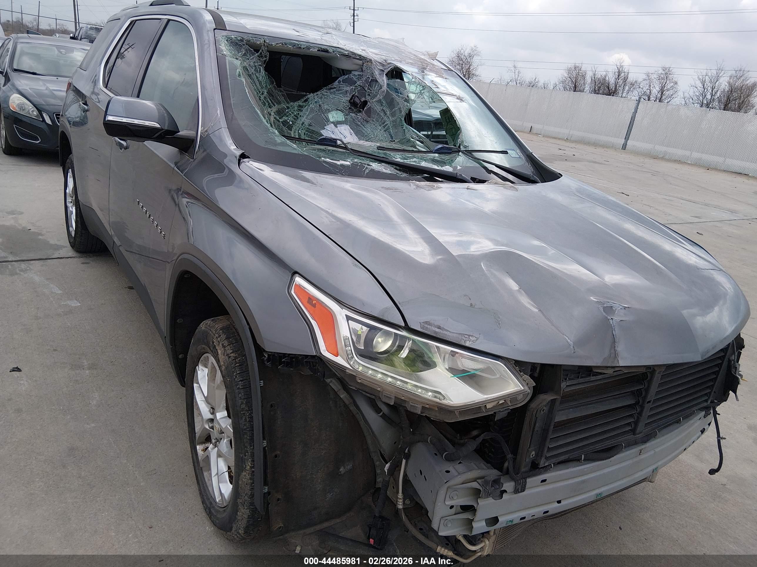 CHEVROLET TRAVERSE image 6
