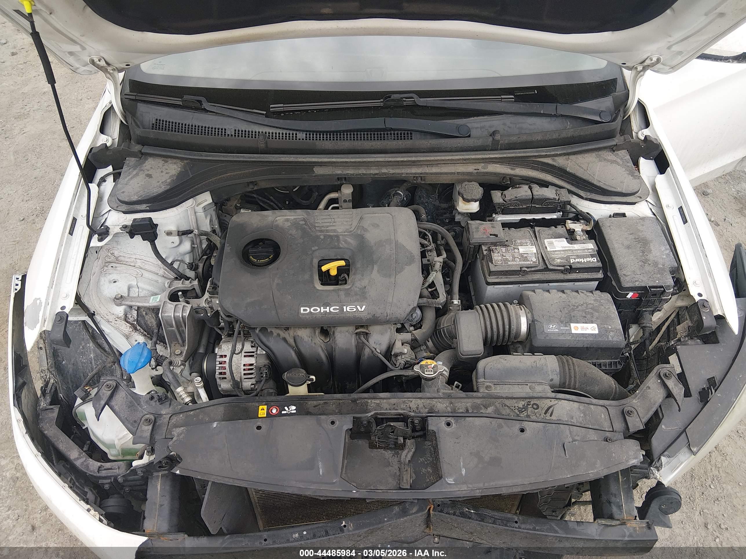 HYUNDAI ELANTRA image 10