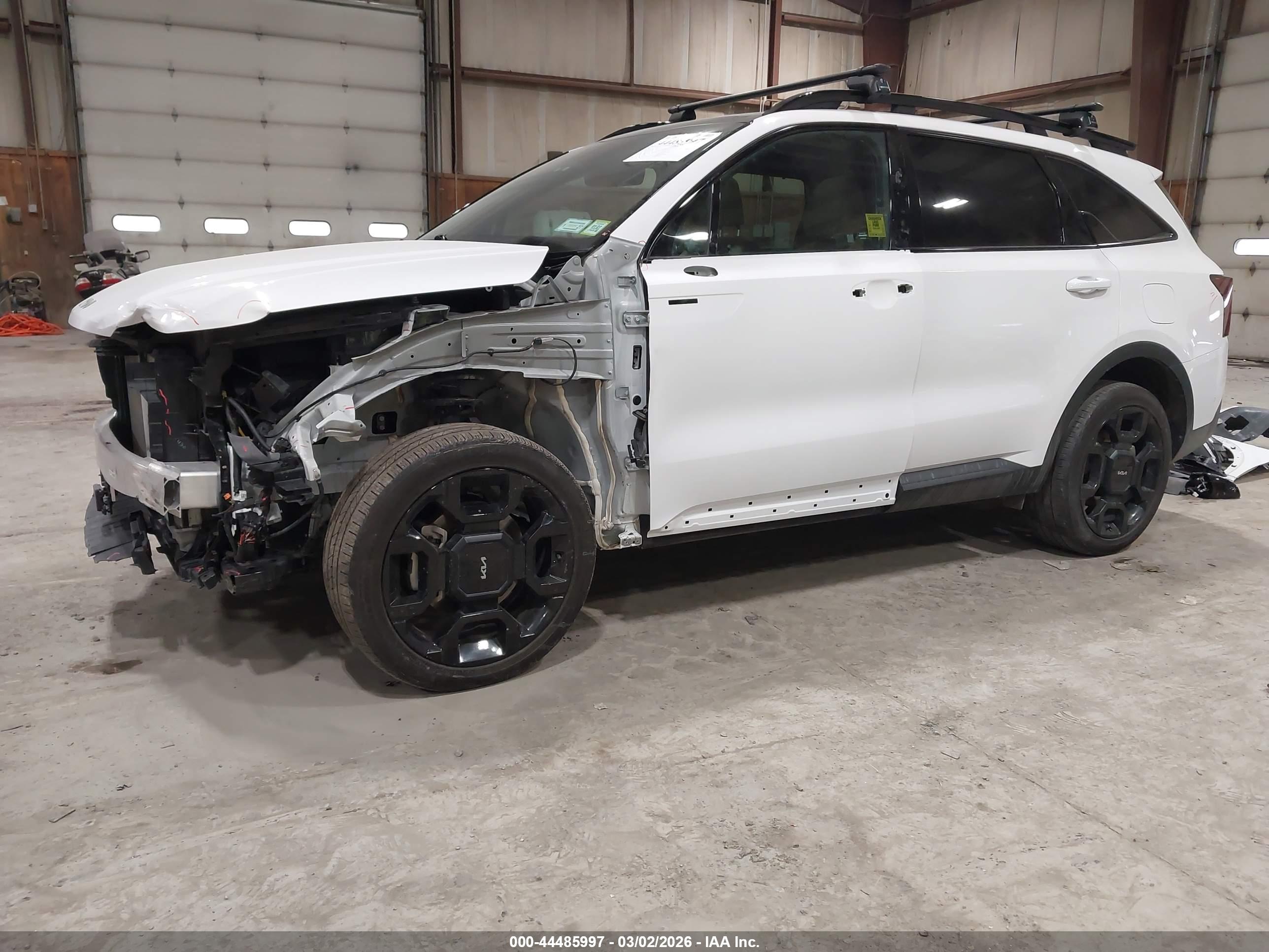 KIA SORENTO image 2