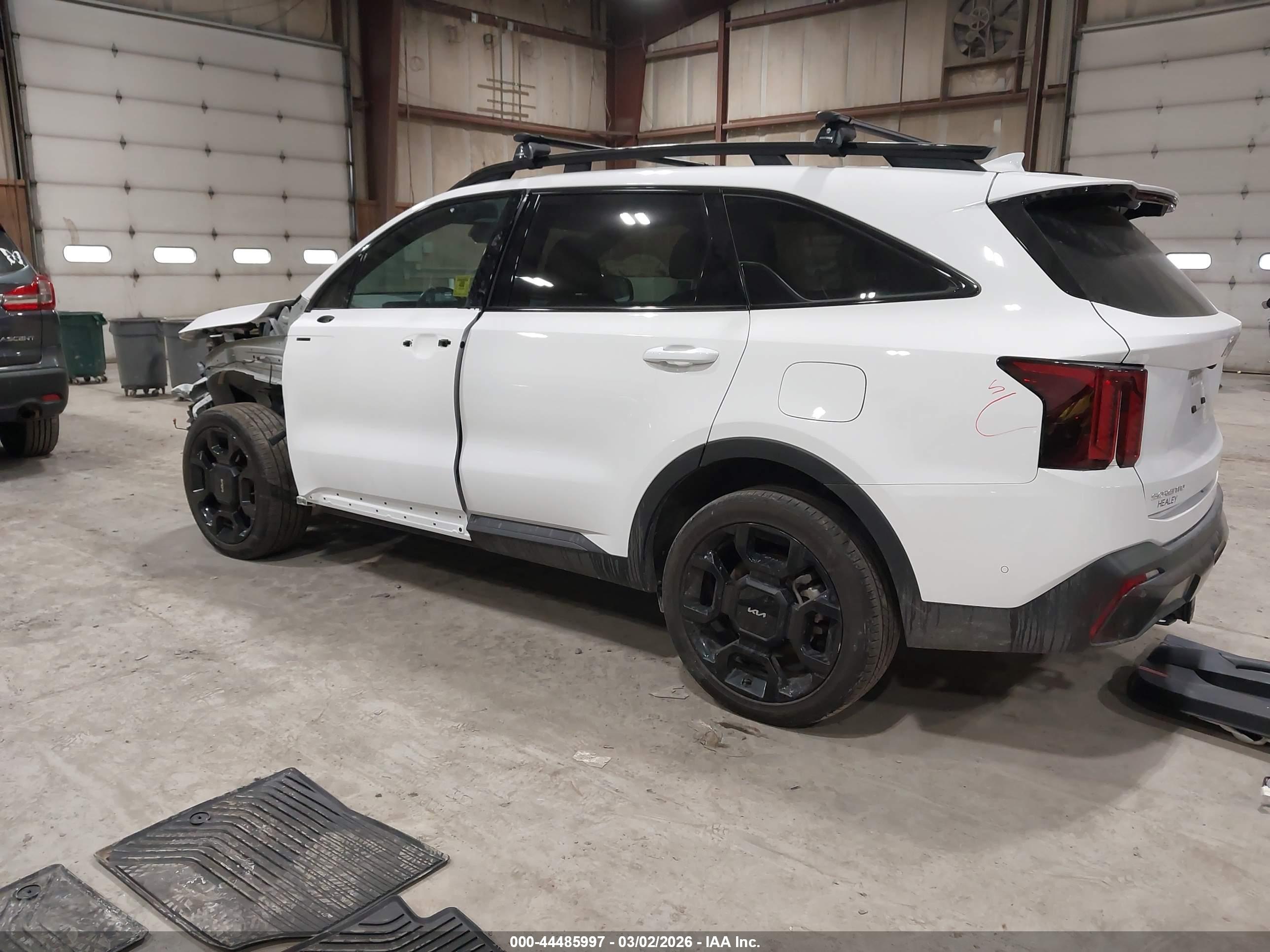 KIA SORENTO image 3