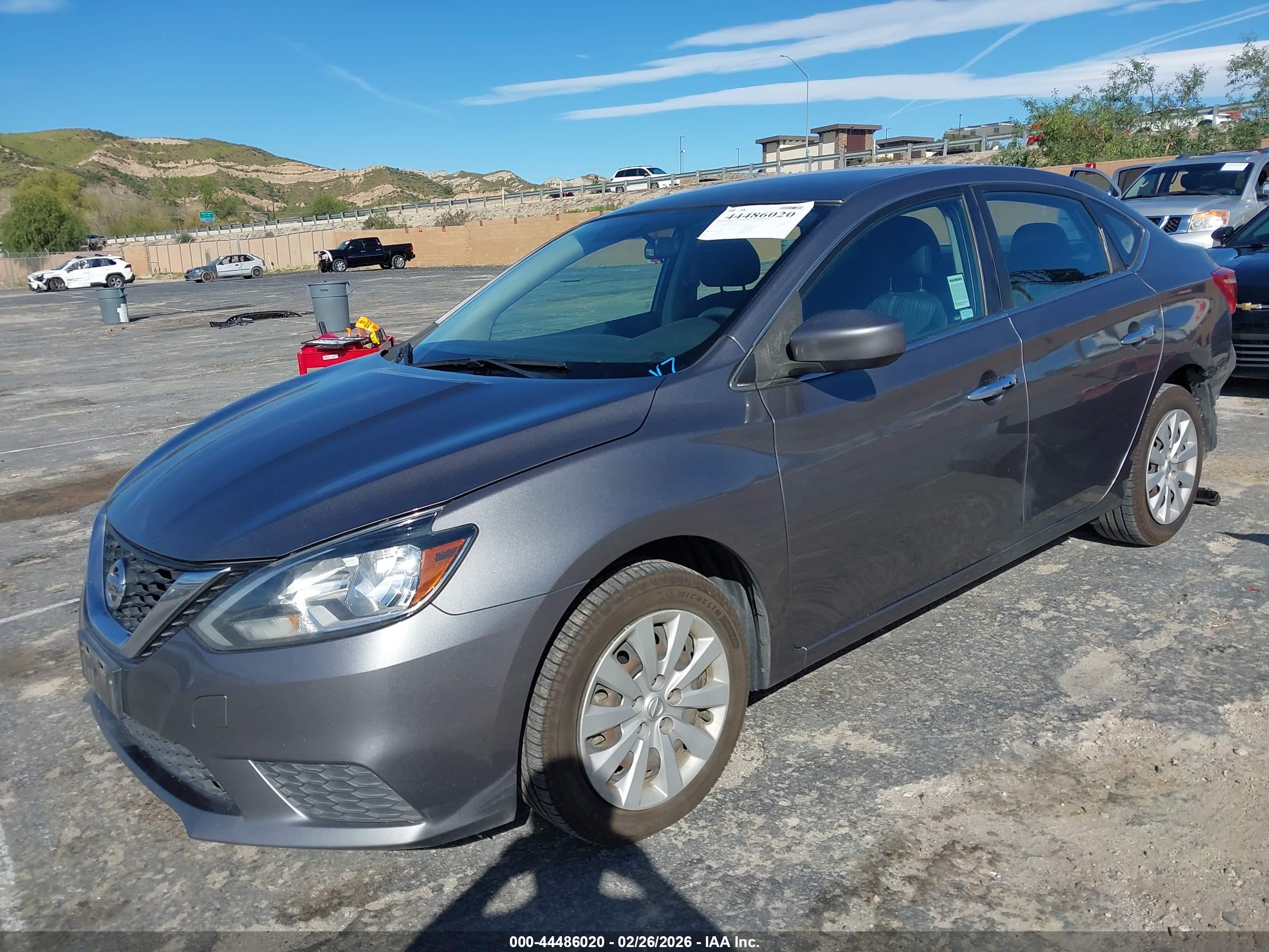 NISSAN SENTRA image 2