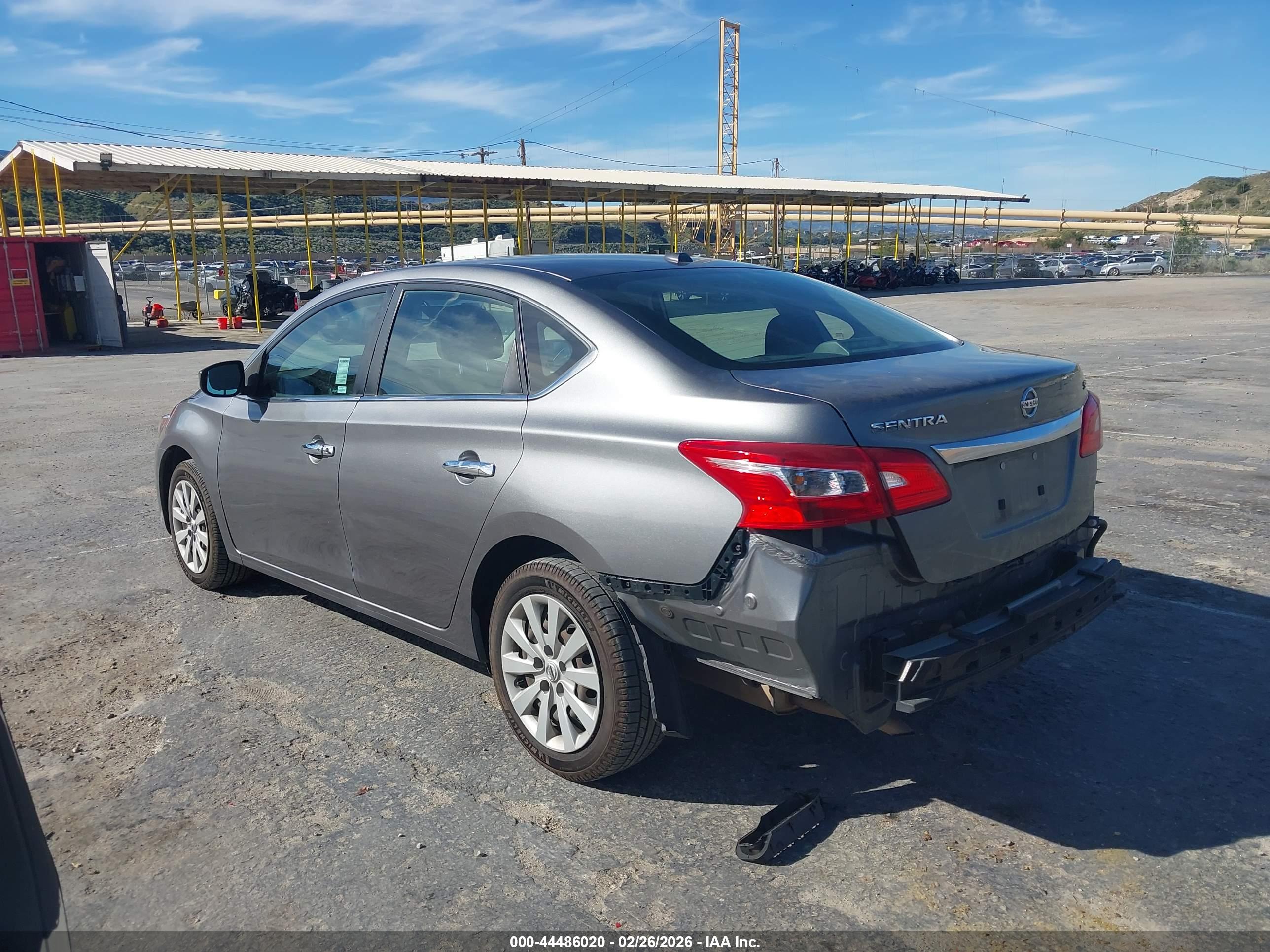 NISSAN SENTRA image 3