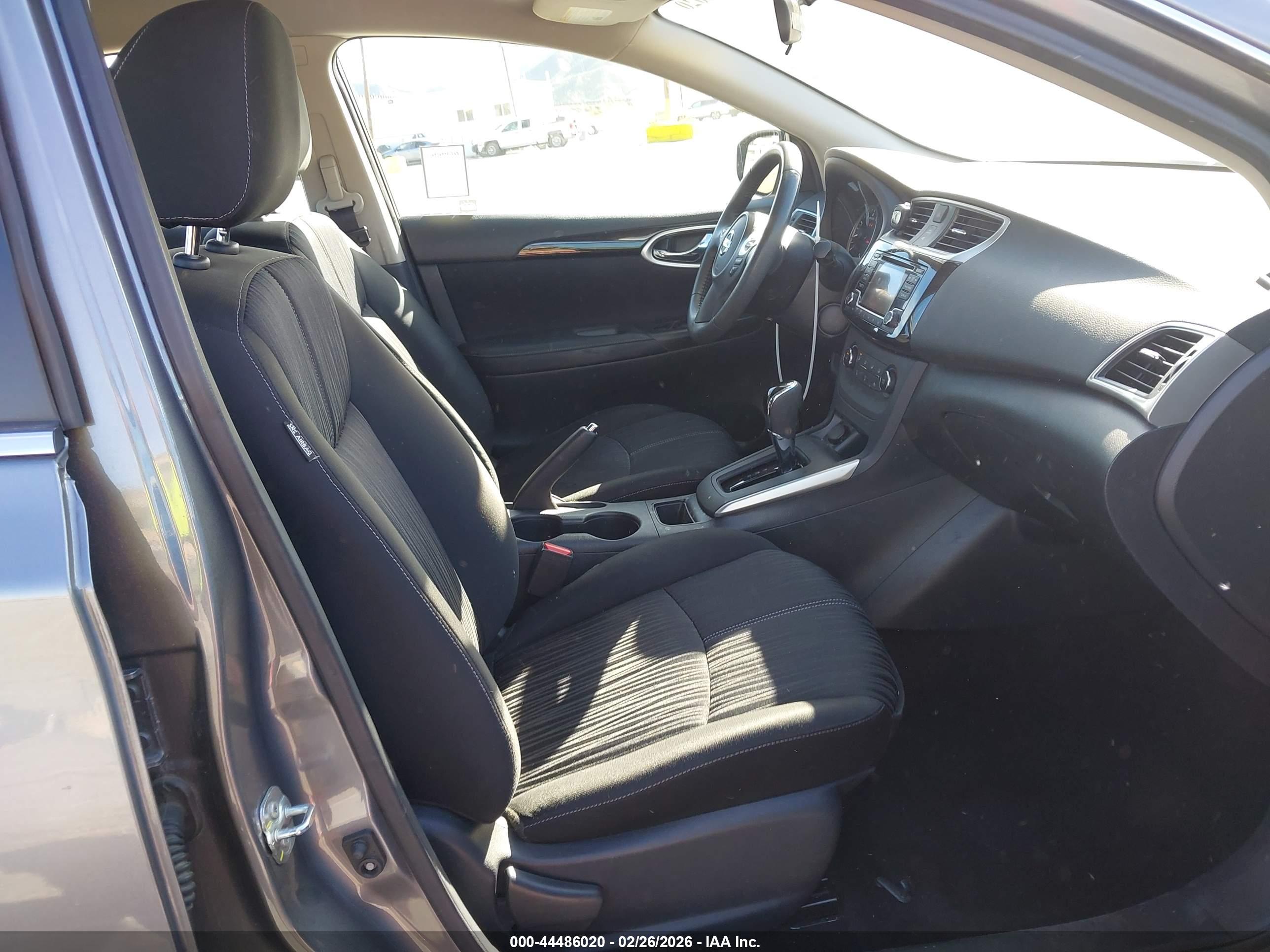 NISSAN SENTRA image 5
