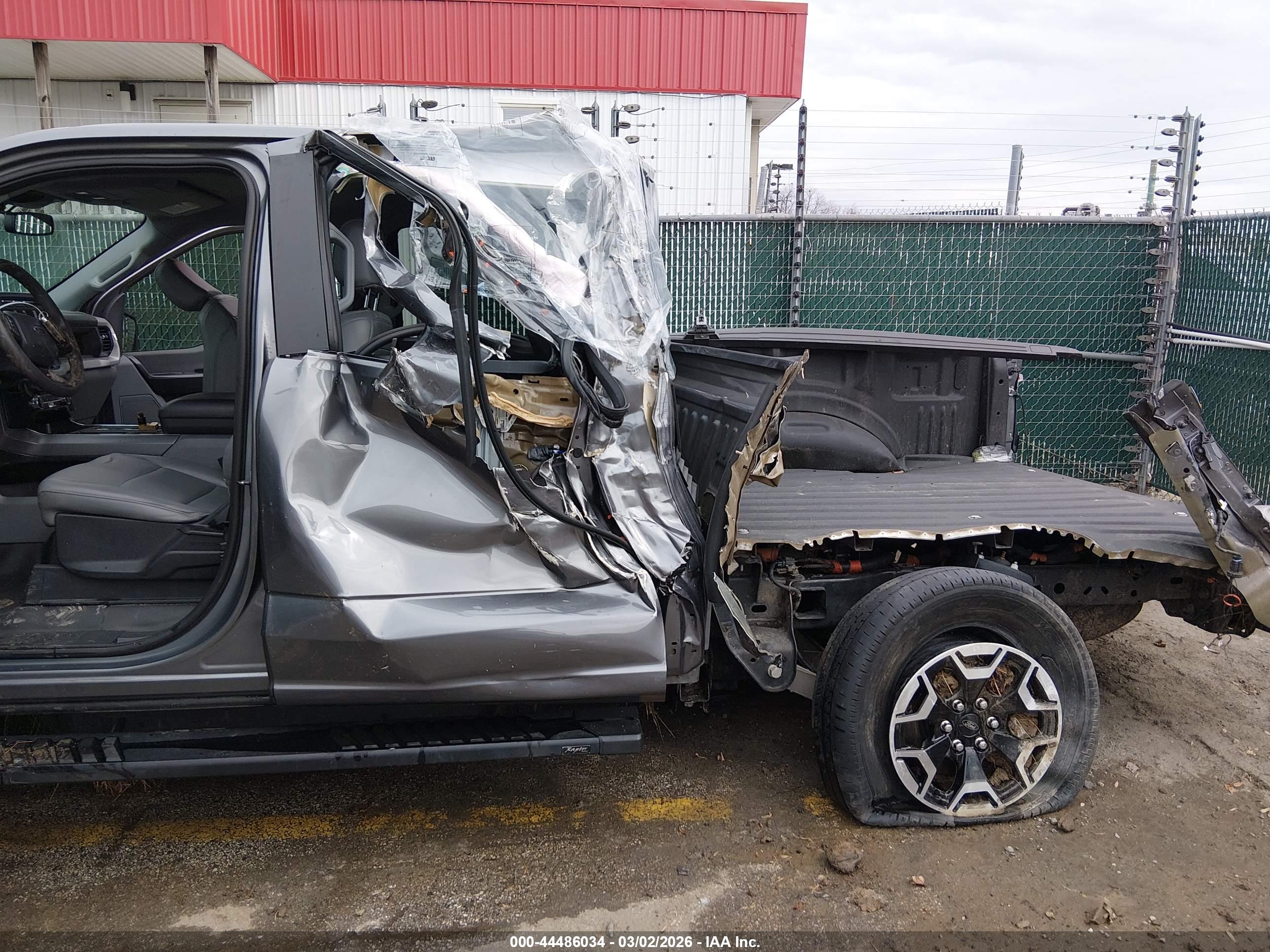 FORD F-150 image 6