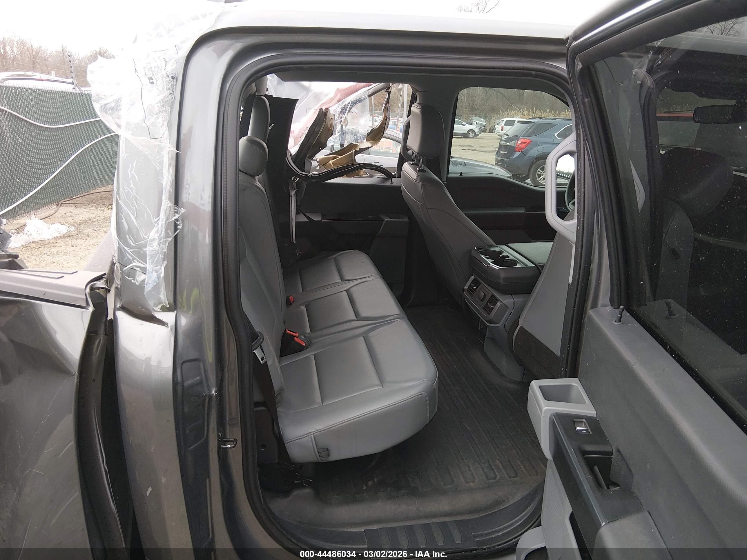 FORD F-150 image 8