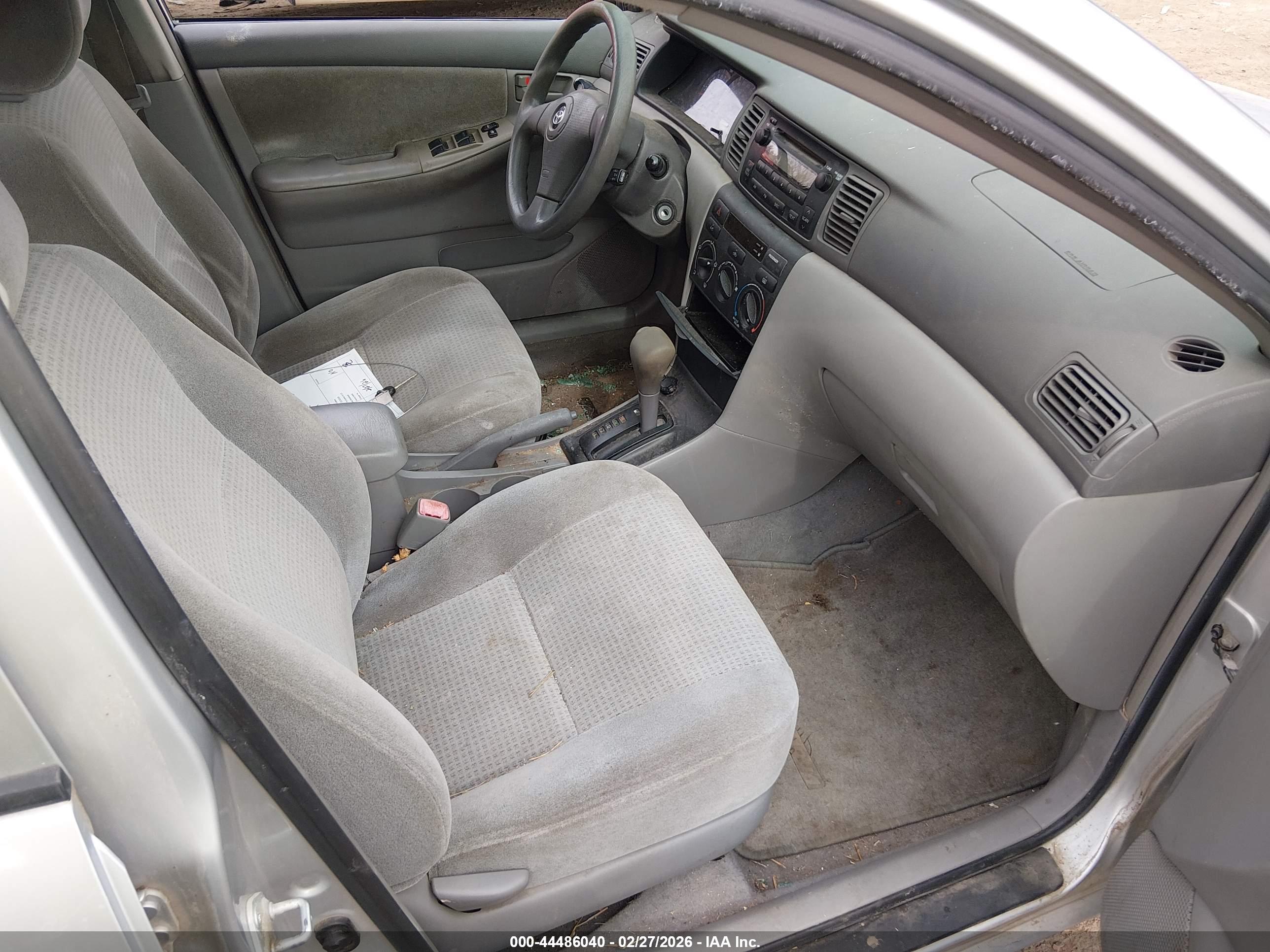 TOYOTA COROLLA image 5