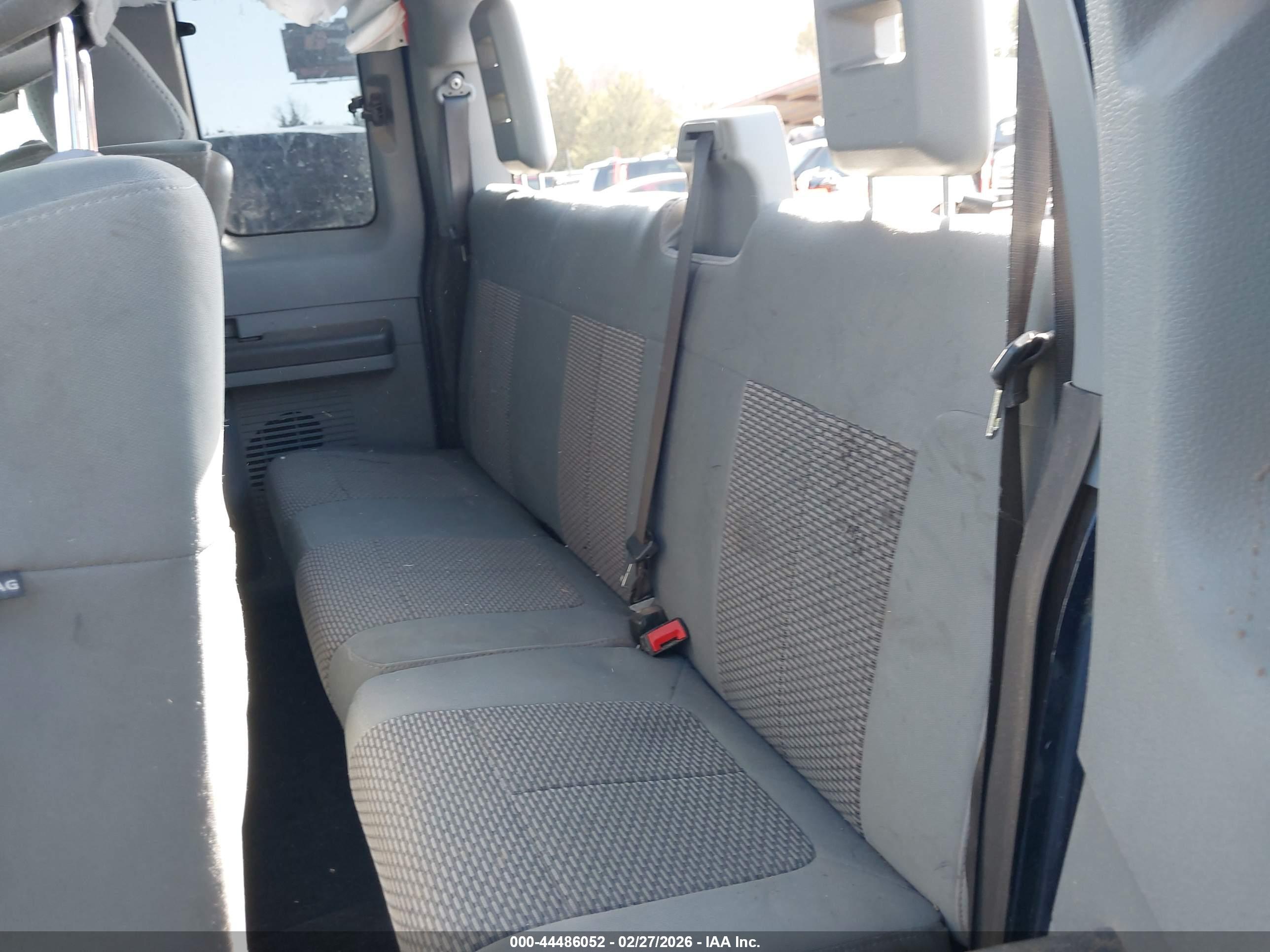 FORD F-250 image 8