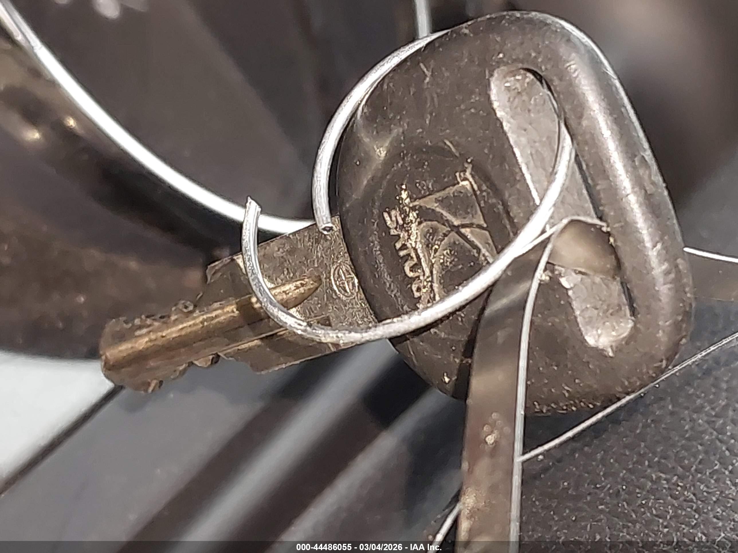 SATURN VUE image 11
