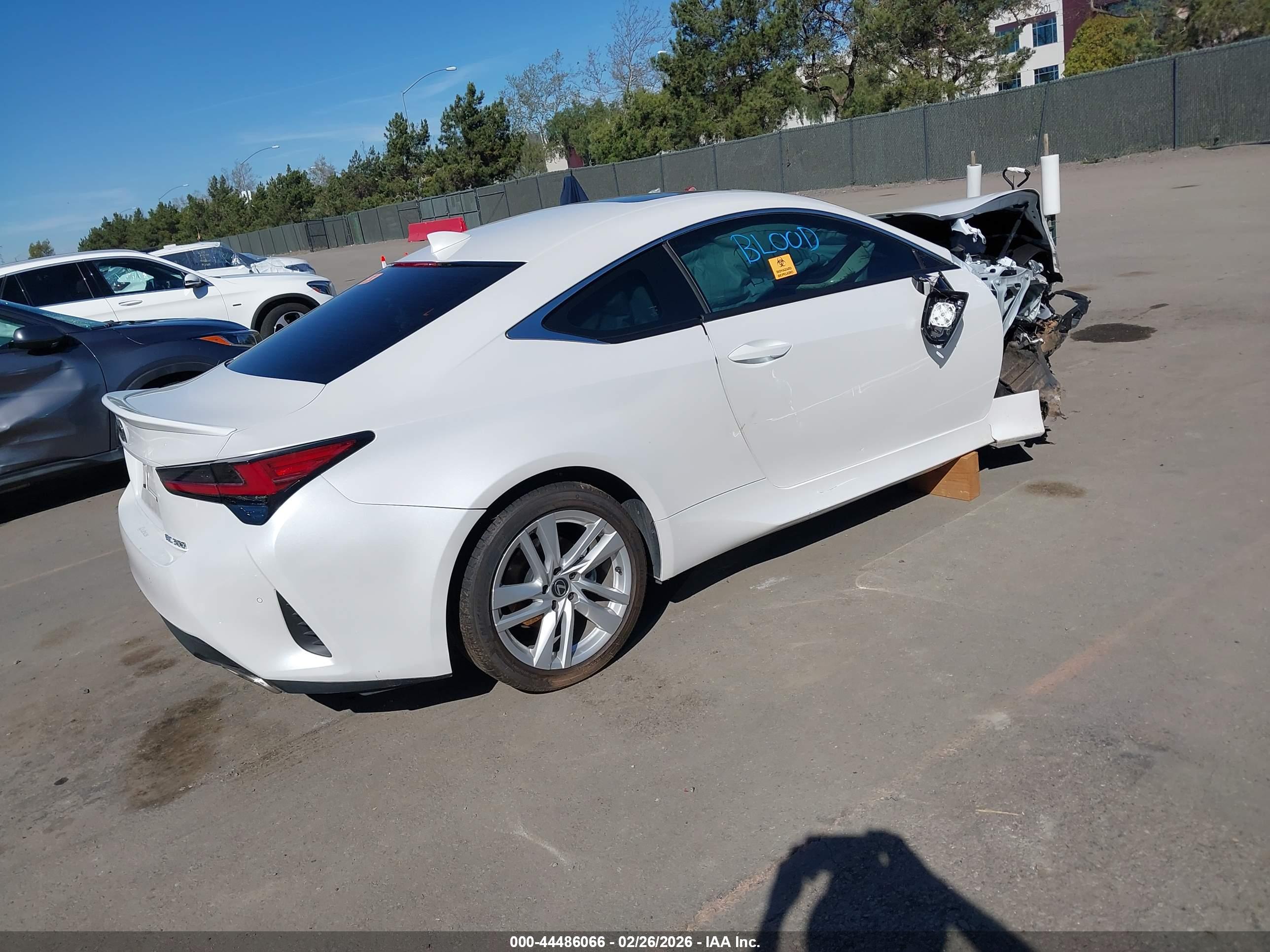 LEXUS RC image 4