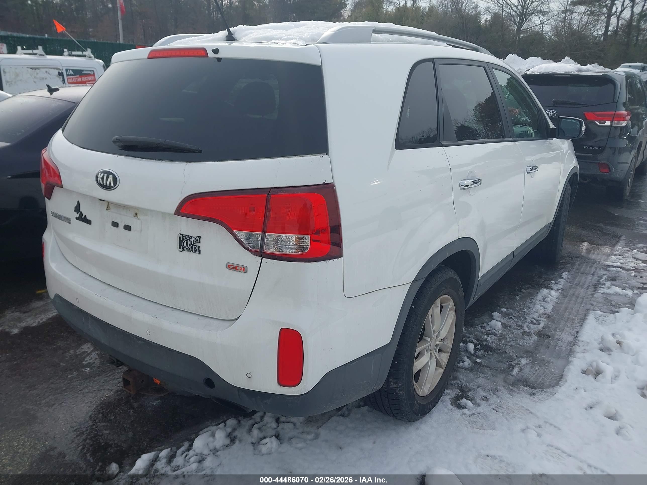 KIA SORENTO image 4