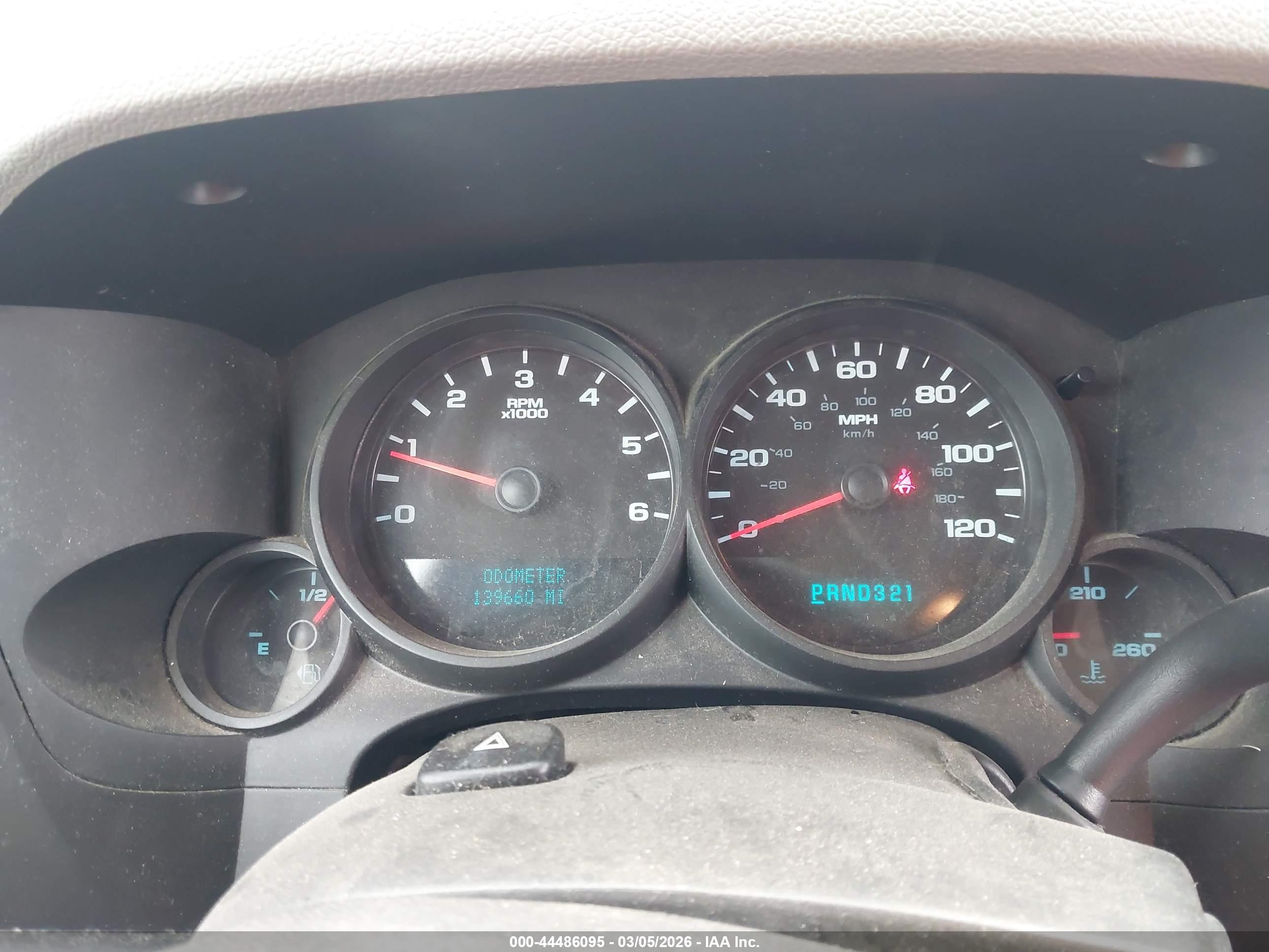 CHEVROLET SILVERADO image 7