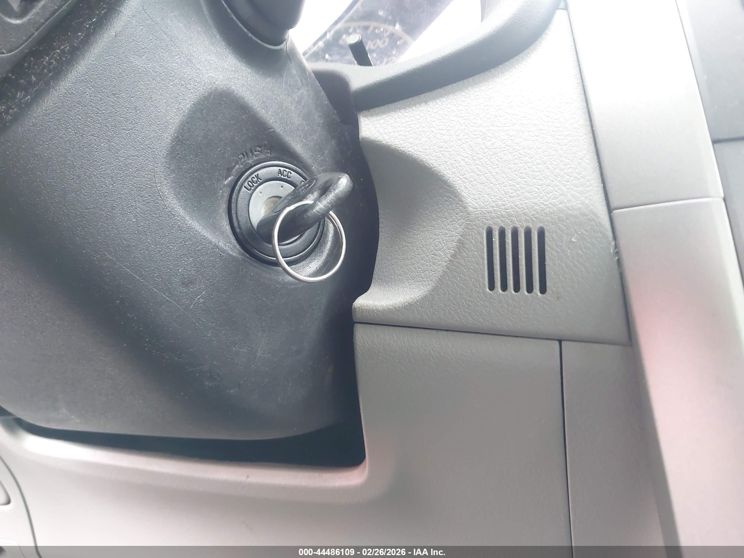 TOYOTA COROLLA image 11