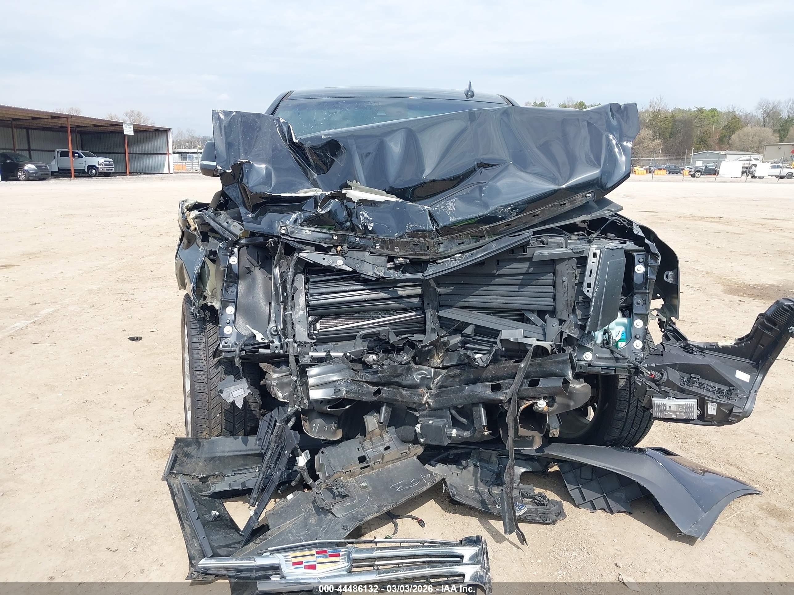 CADILLAC ESCALADE image 6