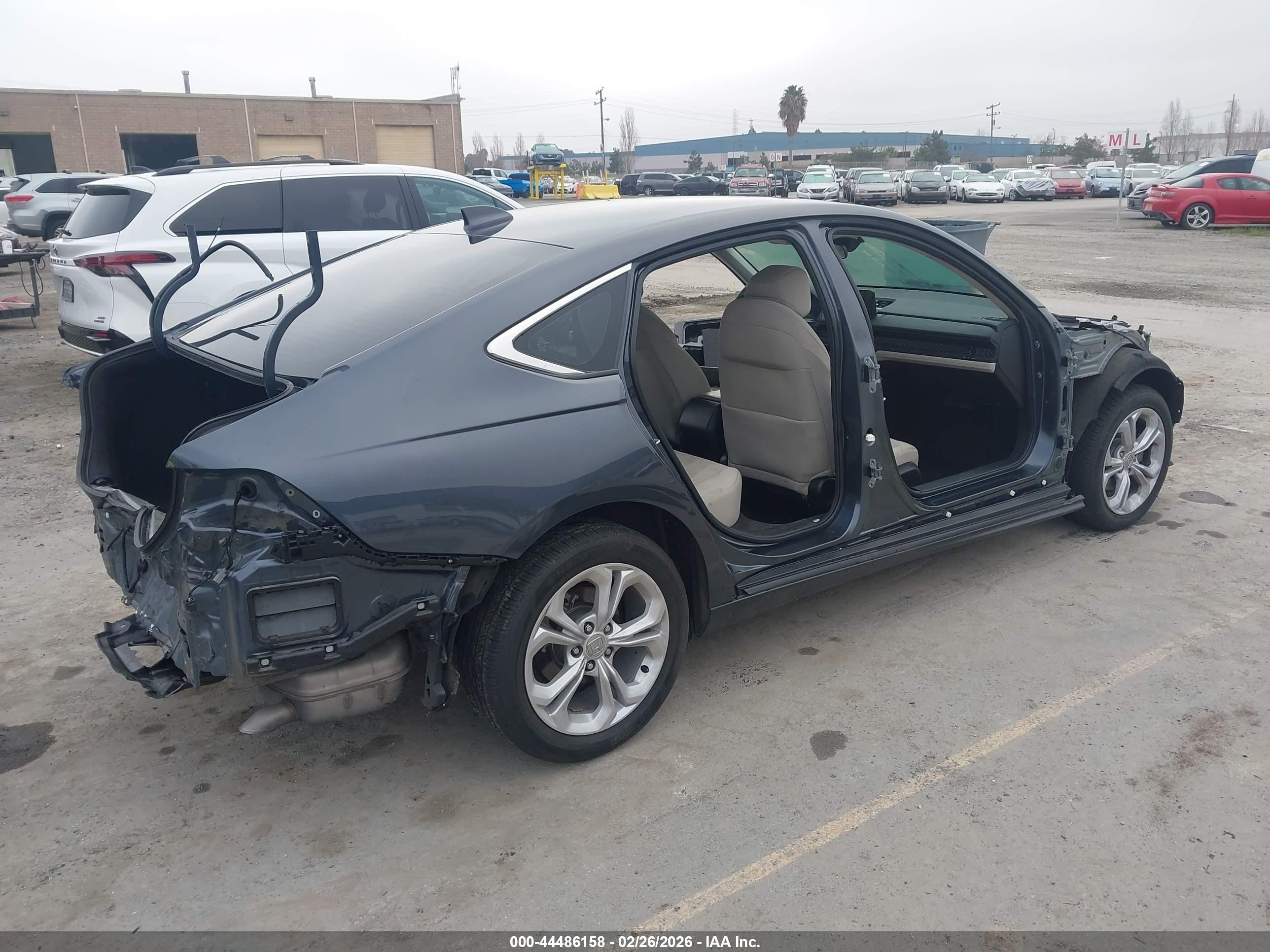 HONDA ACCORD image 4
