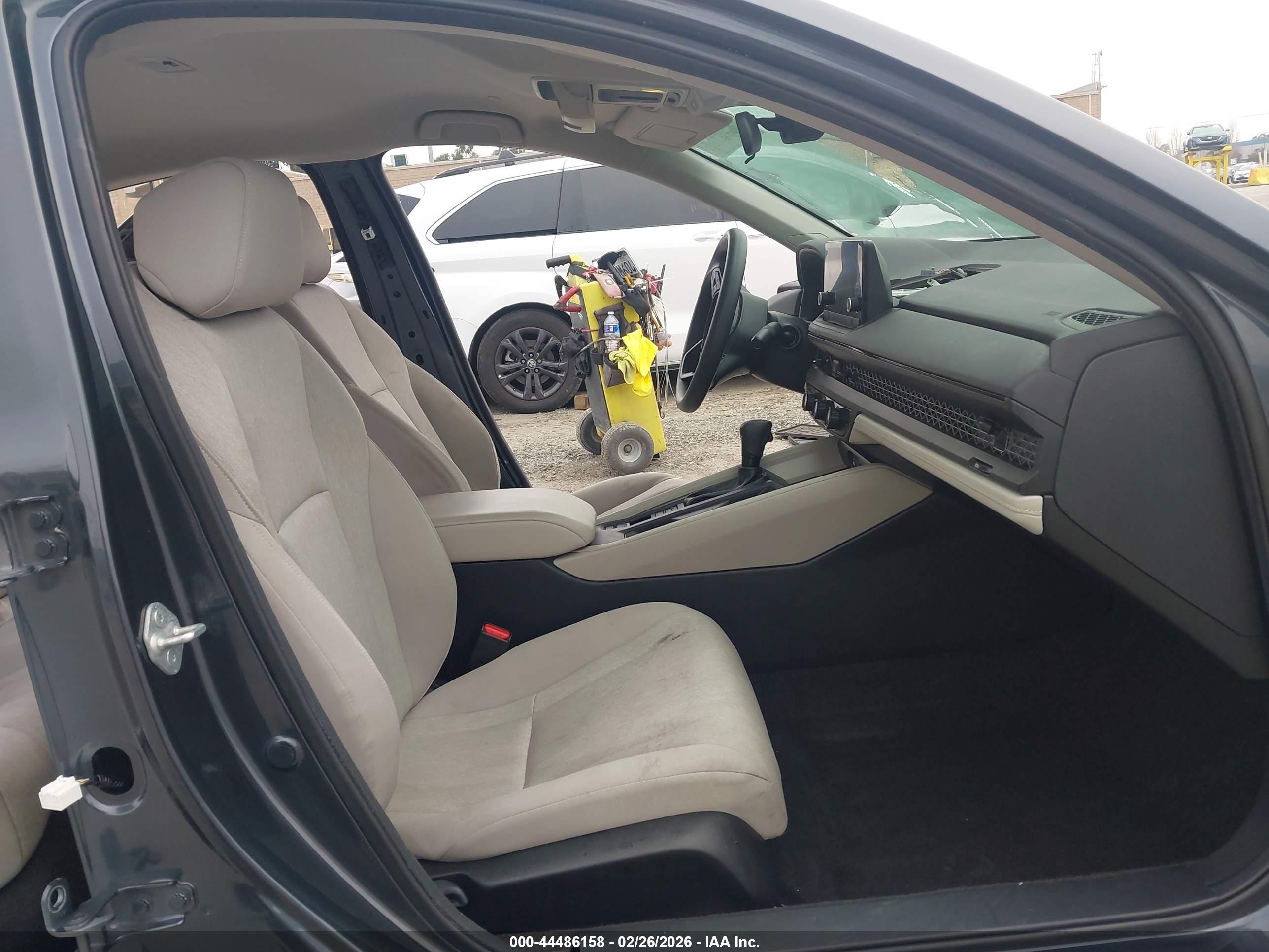 HONDA ACCORD image 5