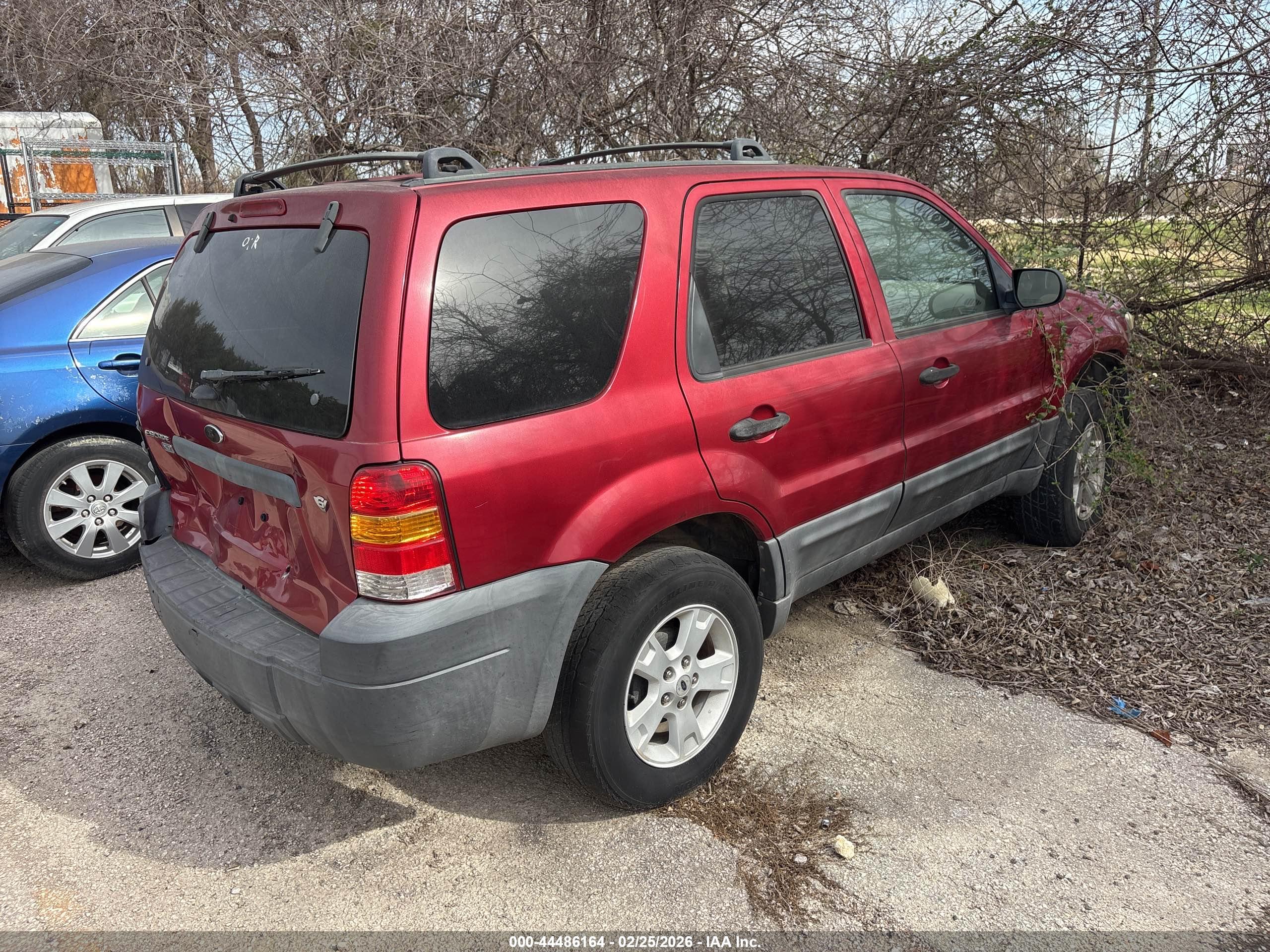 FORD ESCAPE image 4