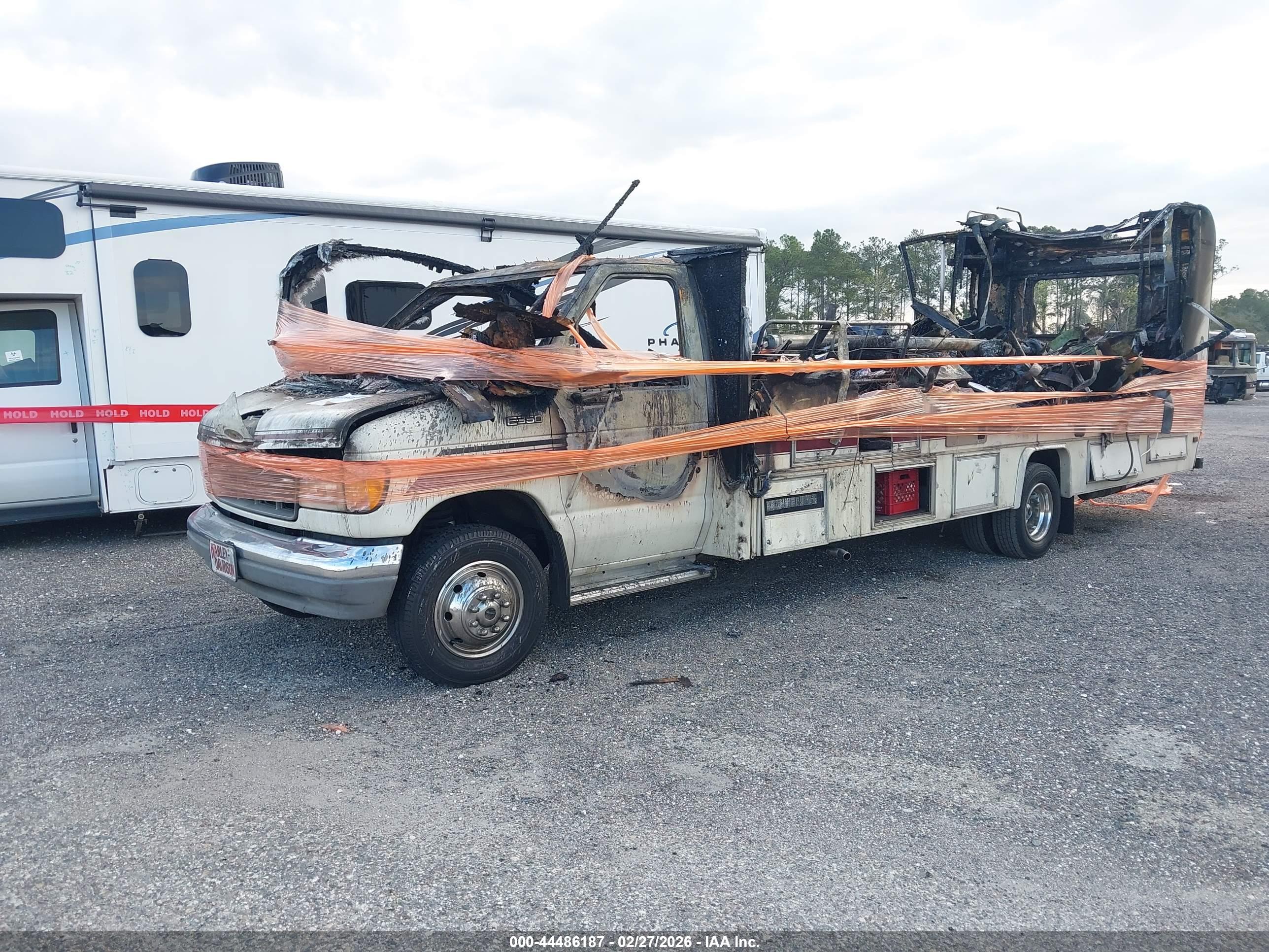 FORD ECONOLINE image 2