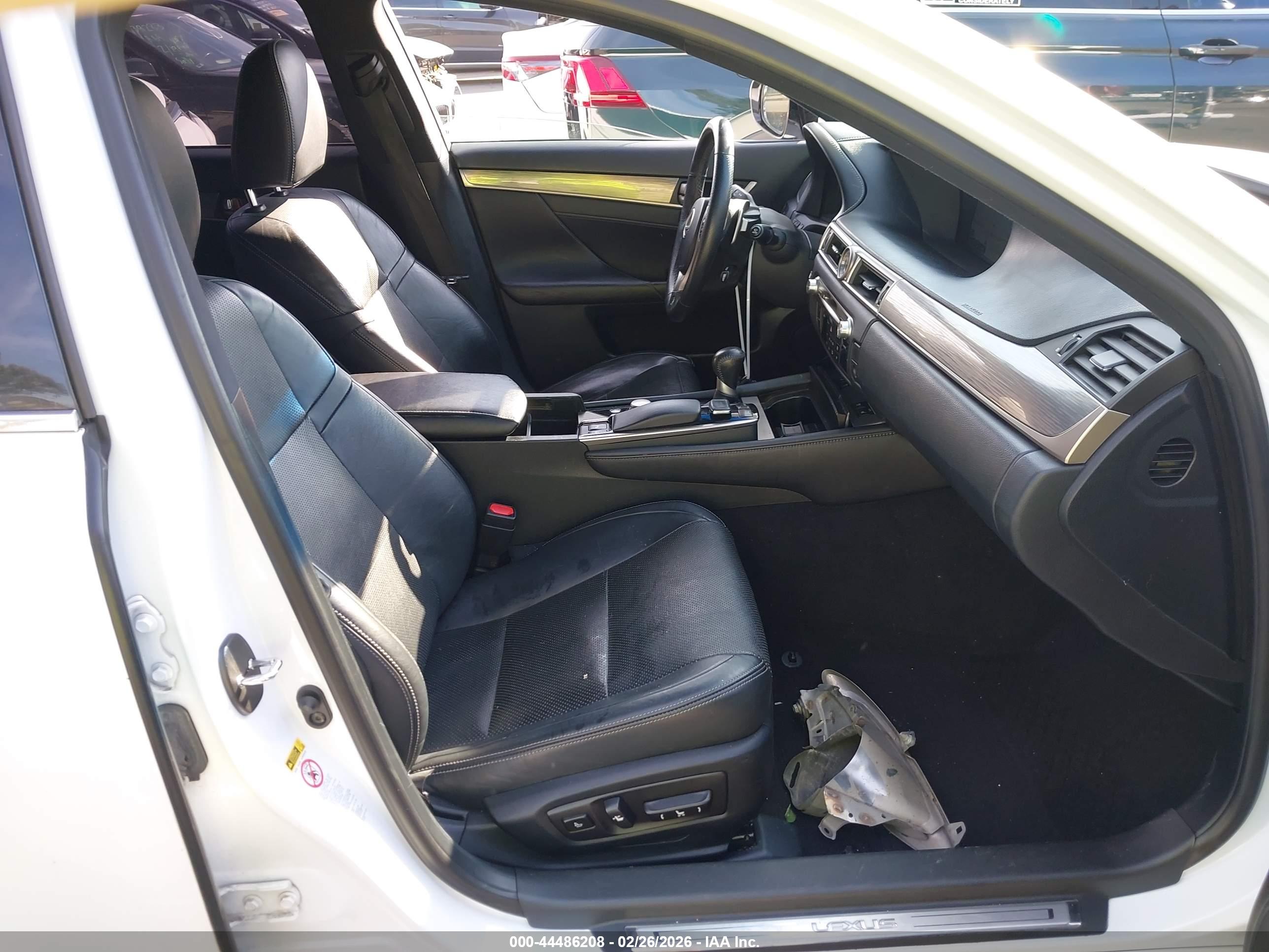 LEXUS GS image 5