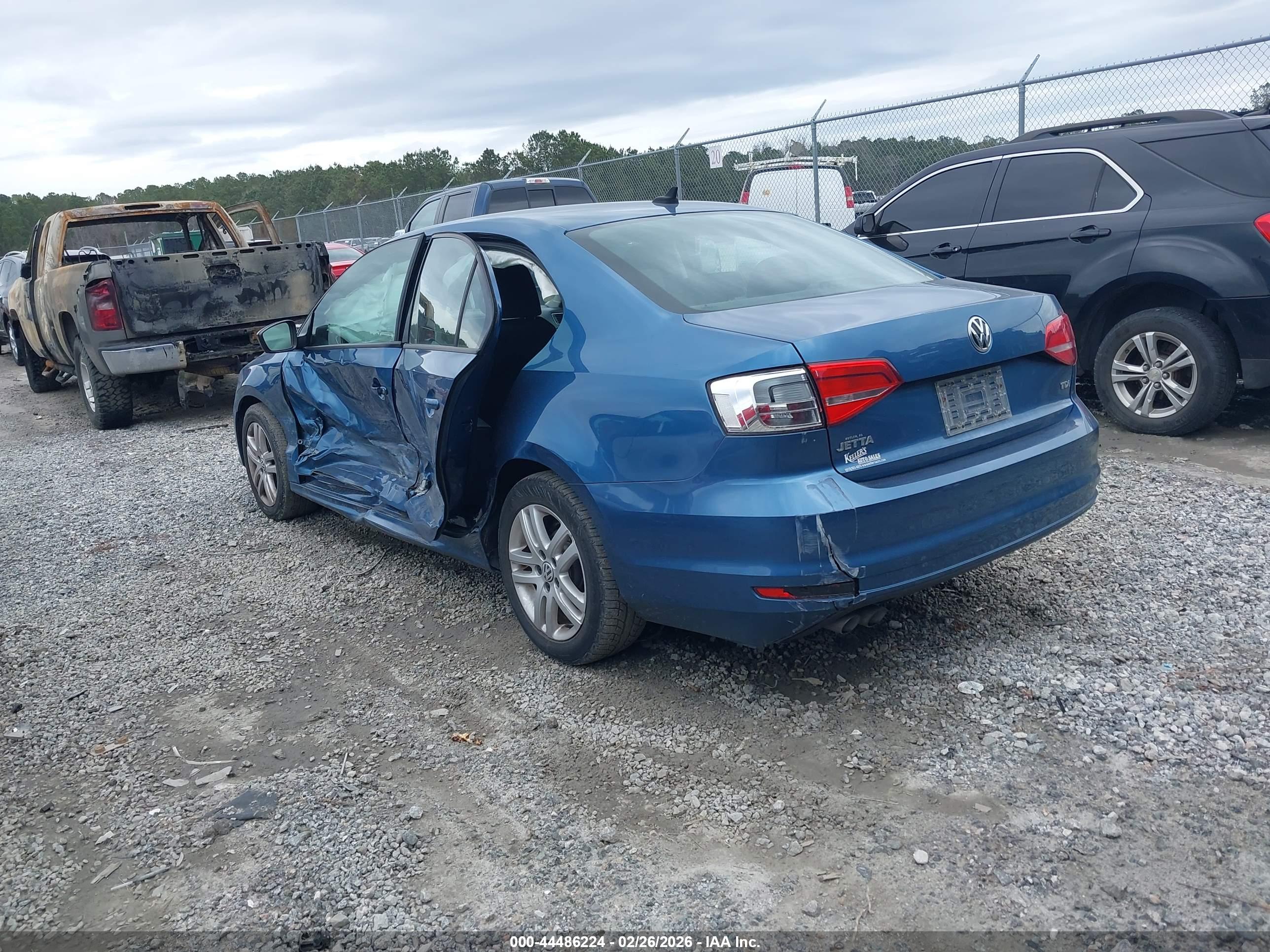 VOLKSWAGEN JETTA image 3
