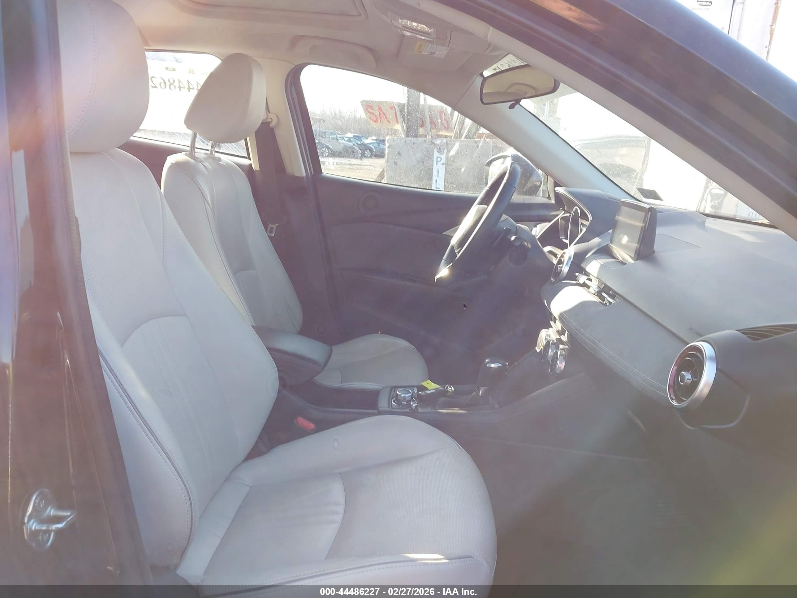 MAZDA CX-3 image 5