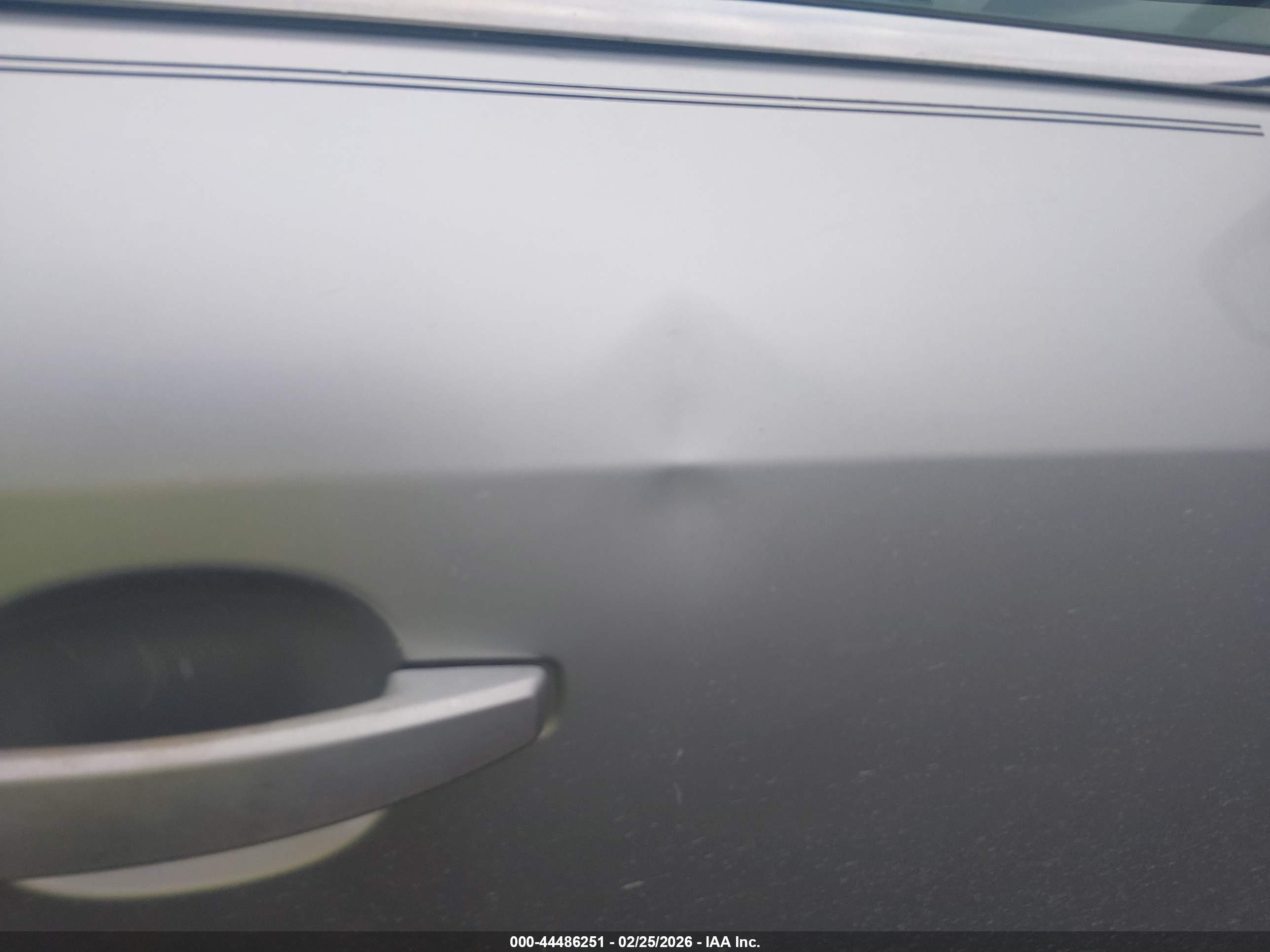 SATURN VUE image 6