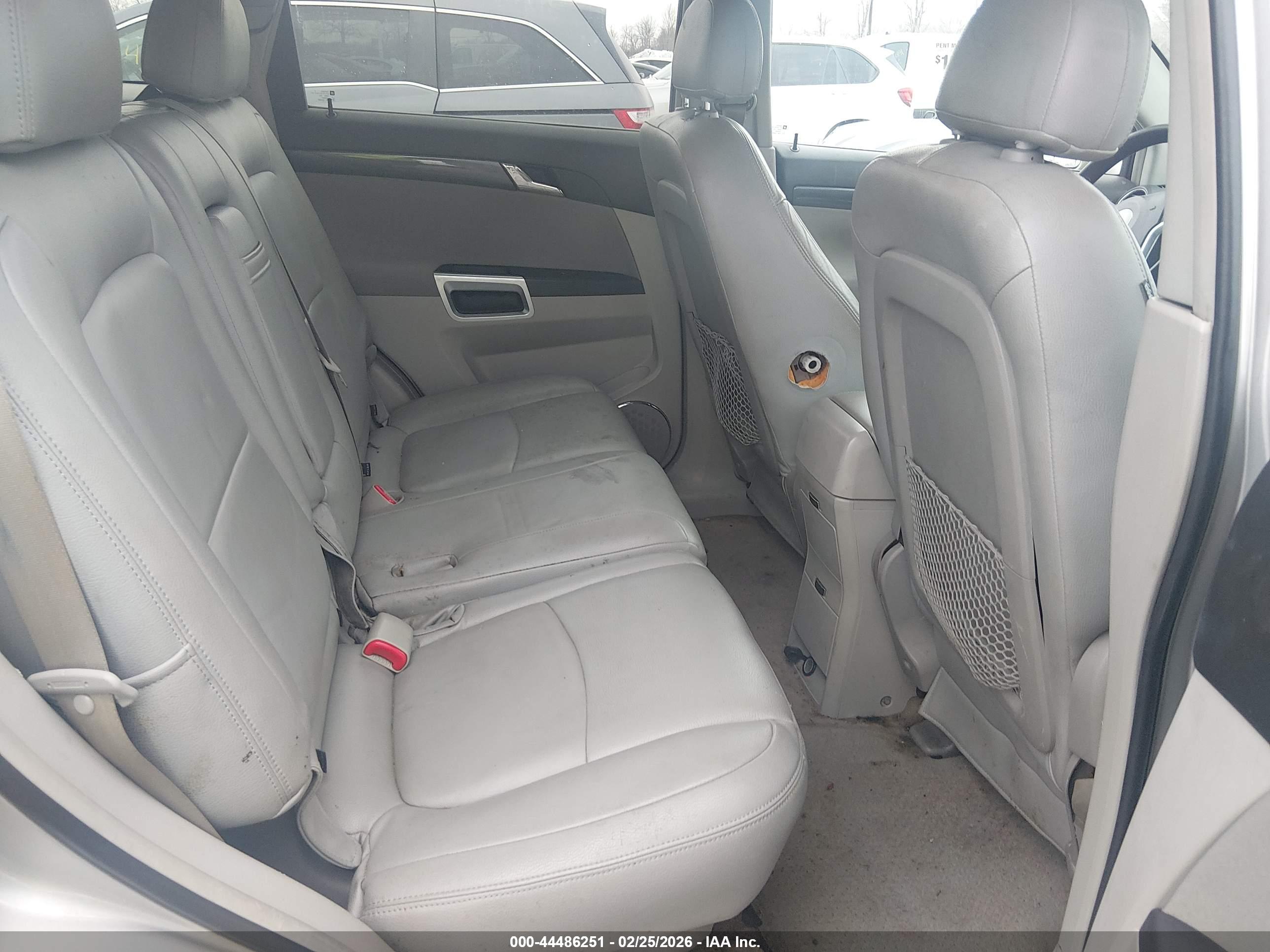 SATURN VUE image 8