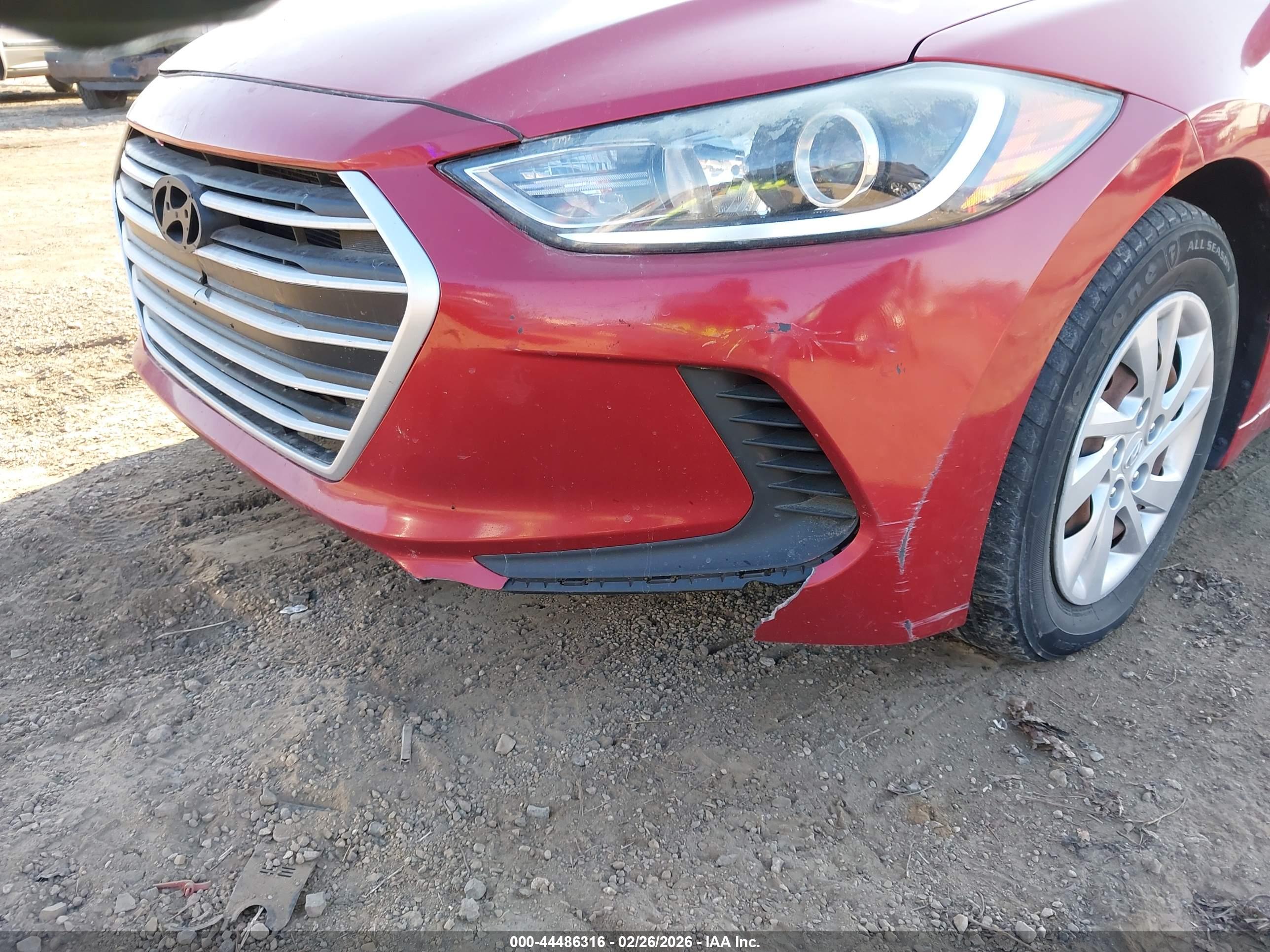 HYUNDAI ELANTRA image 6