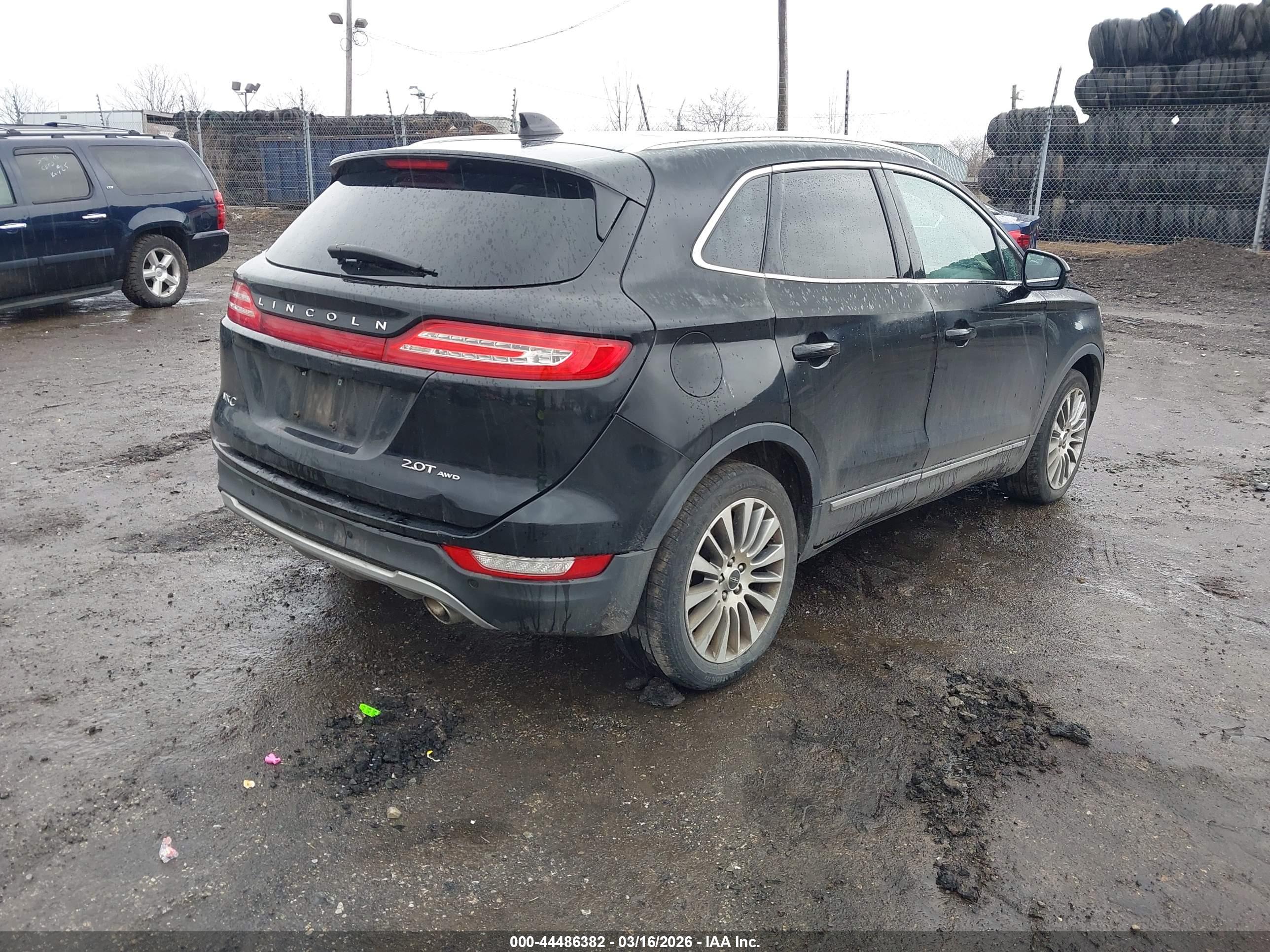 LINCOLN MKC image 4