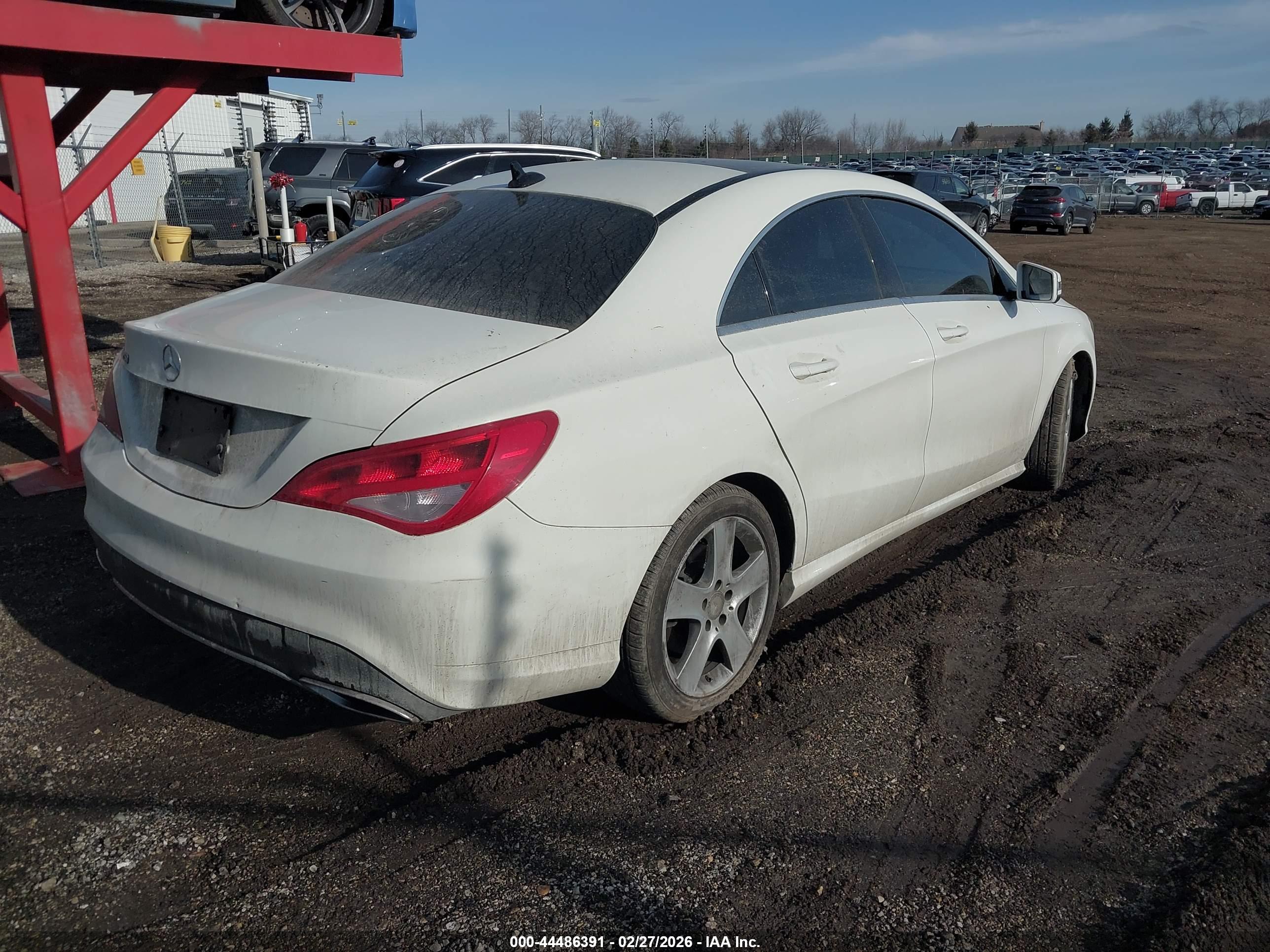 MERCEDES-BENZ CLA image 4